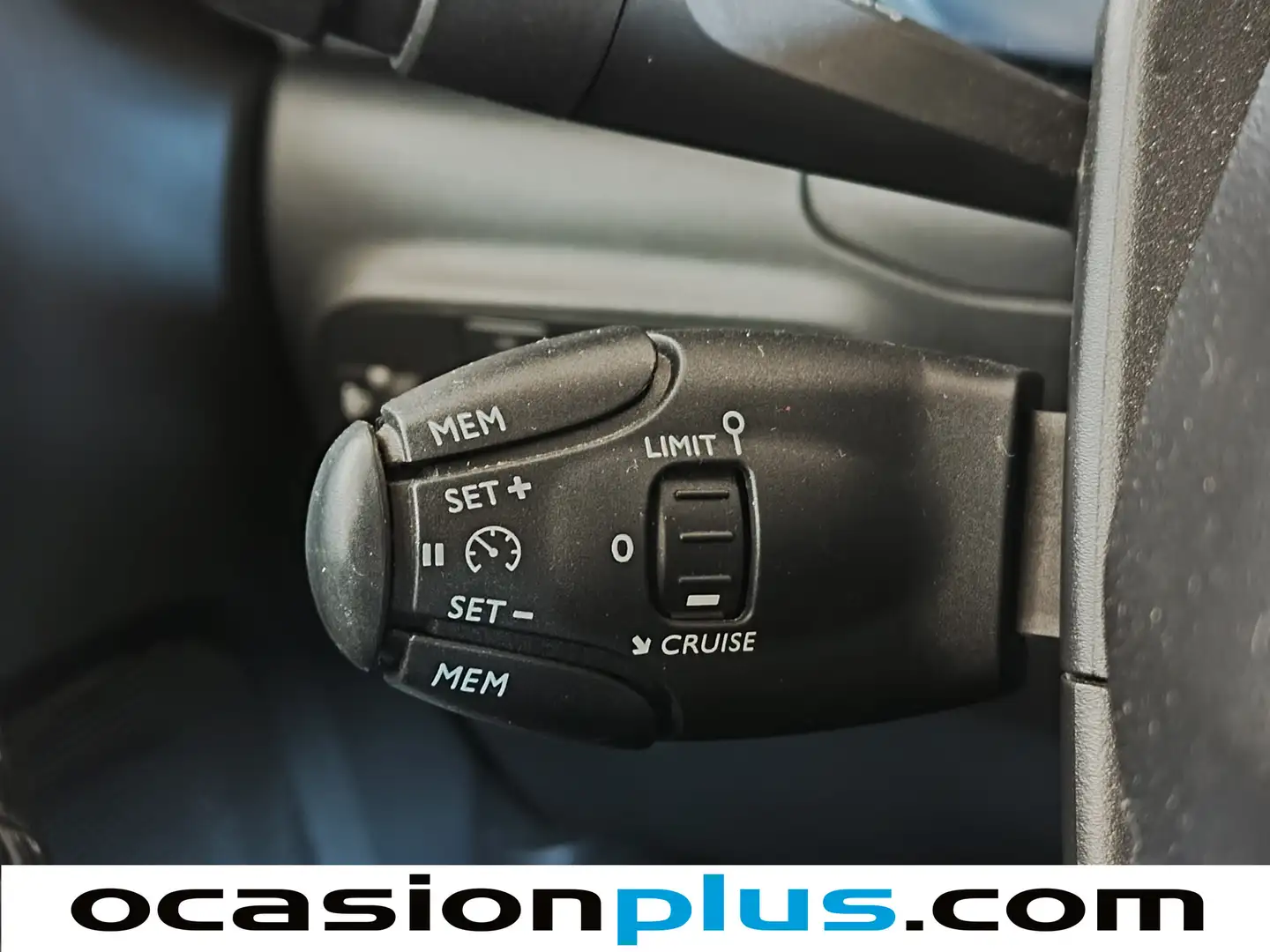 Foto Citroën C3 Citroen C3 BlueHDi 100 S&S Origins (99 CV)