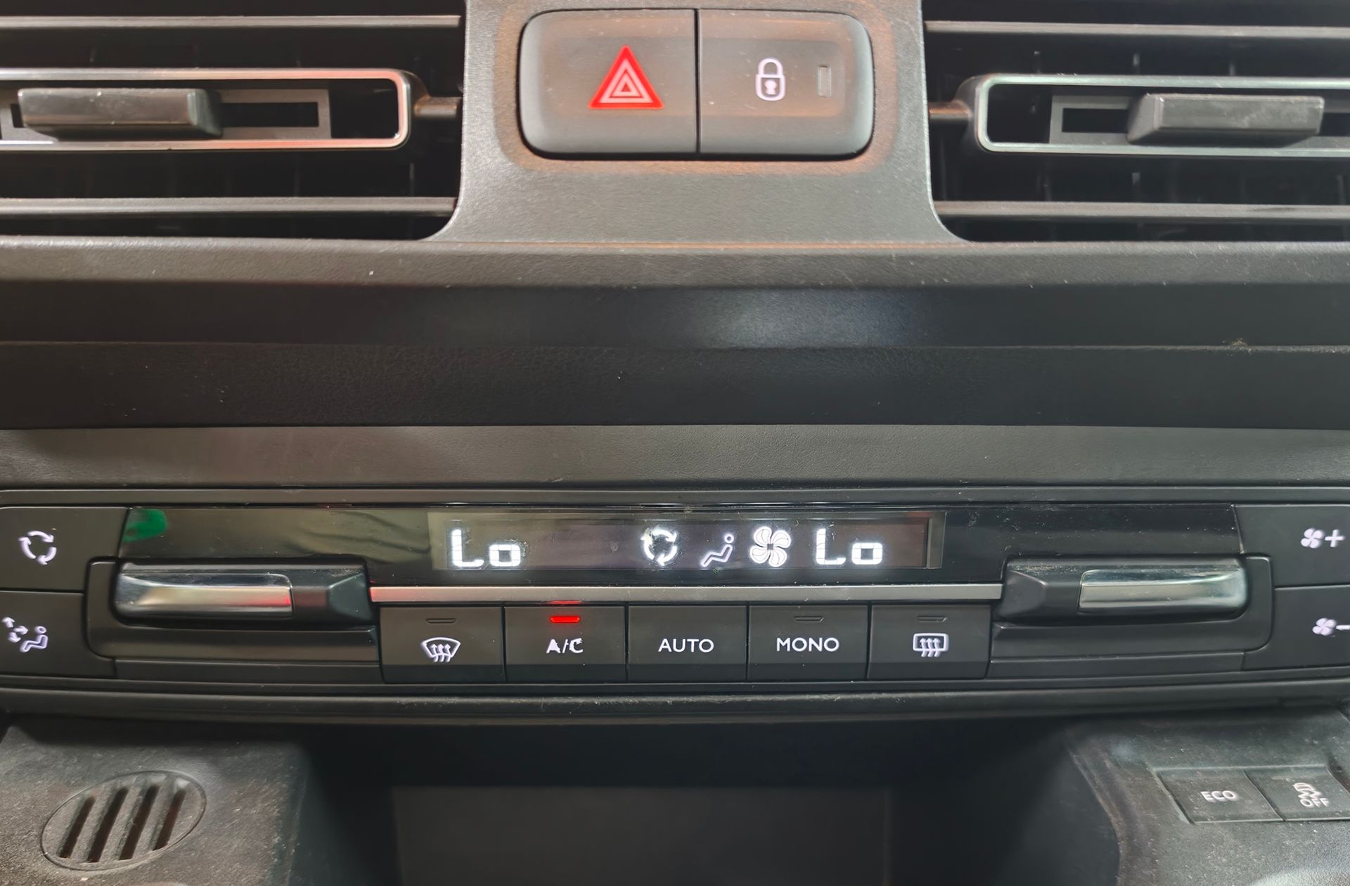 Citroën Berlingo BlueHDi 130 Talla M Shine - foto 34