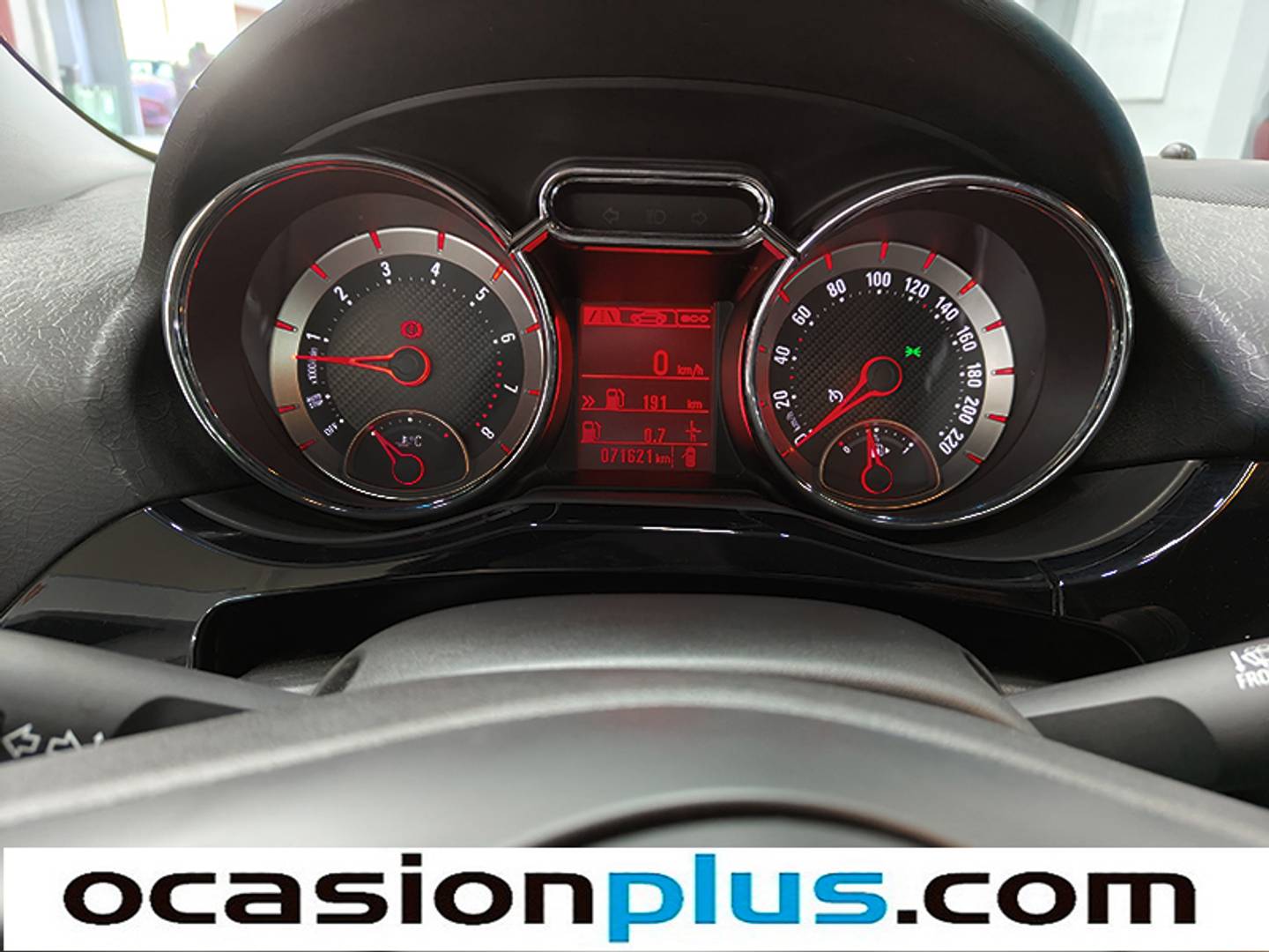 Foto Opel Adam Opel Adam 1.4 XEL Rocks (87 CV)