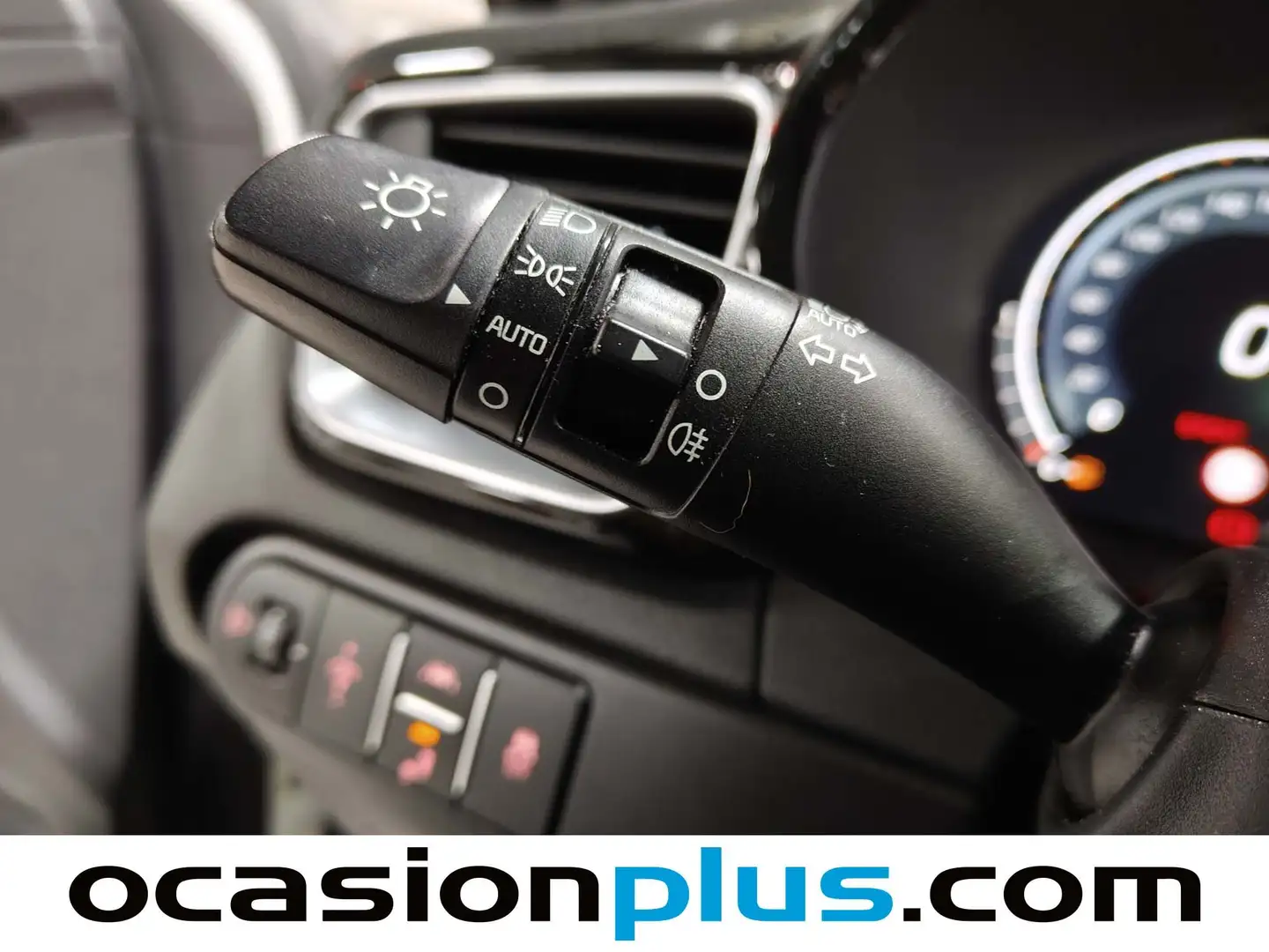 Foto KIA Ceed Kia Ceed 1.6 T-GDi GT (204 CV)