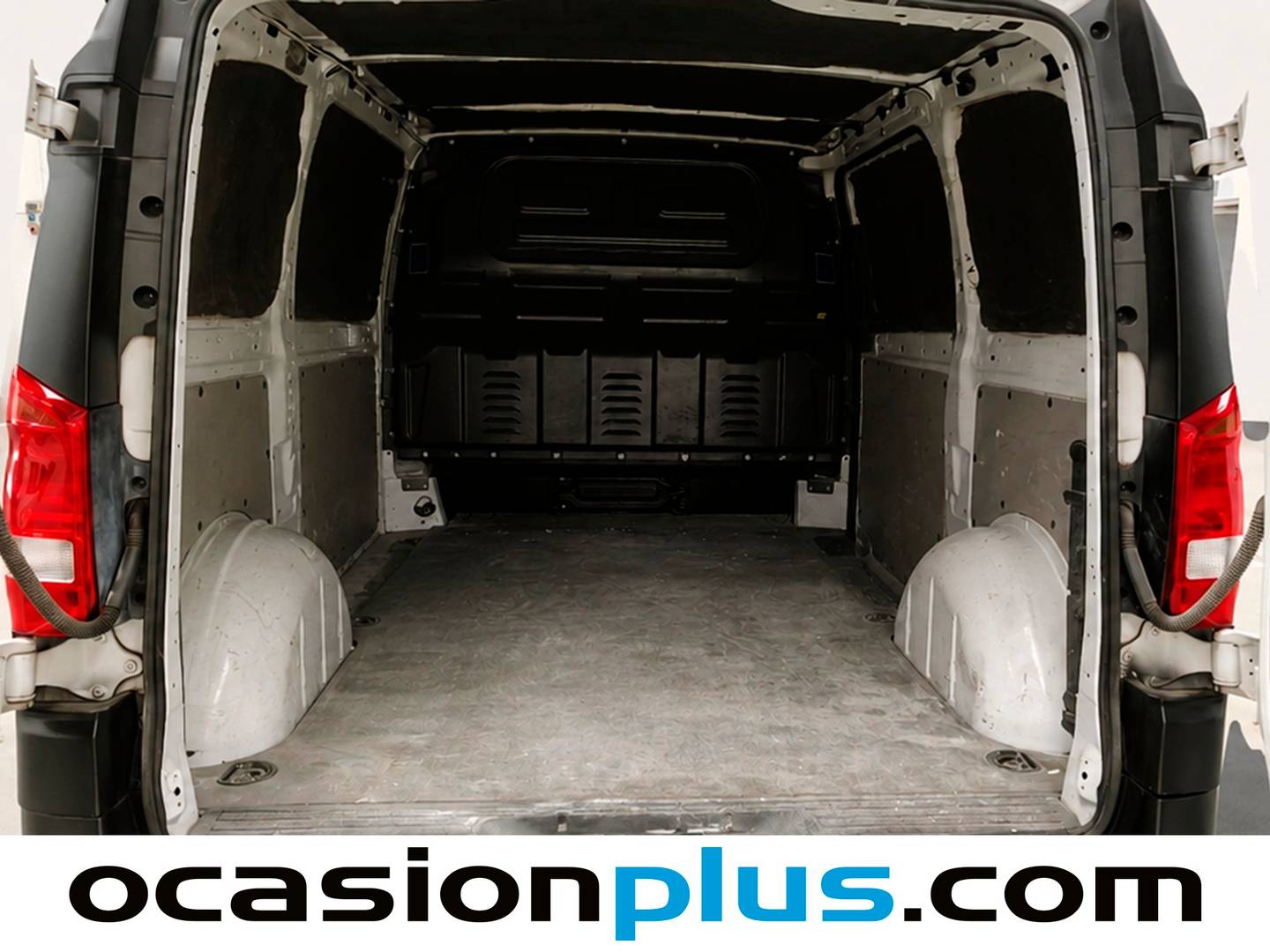 Foto asientos traseros Mercedes Vito Mercedes Vito Furgon 109 CDI Compacta (88 CV)