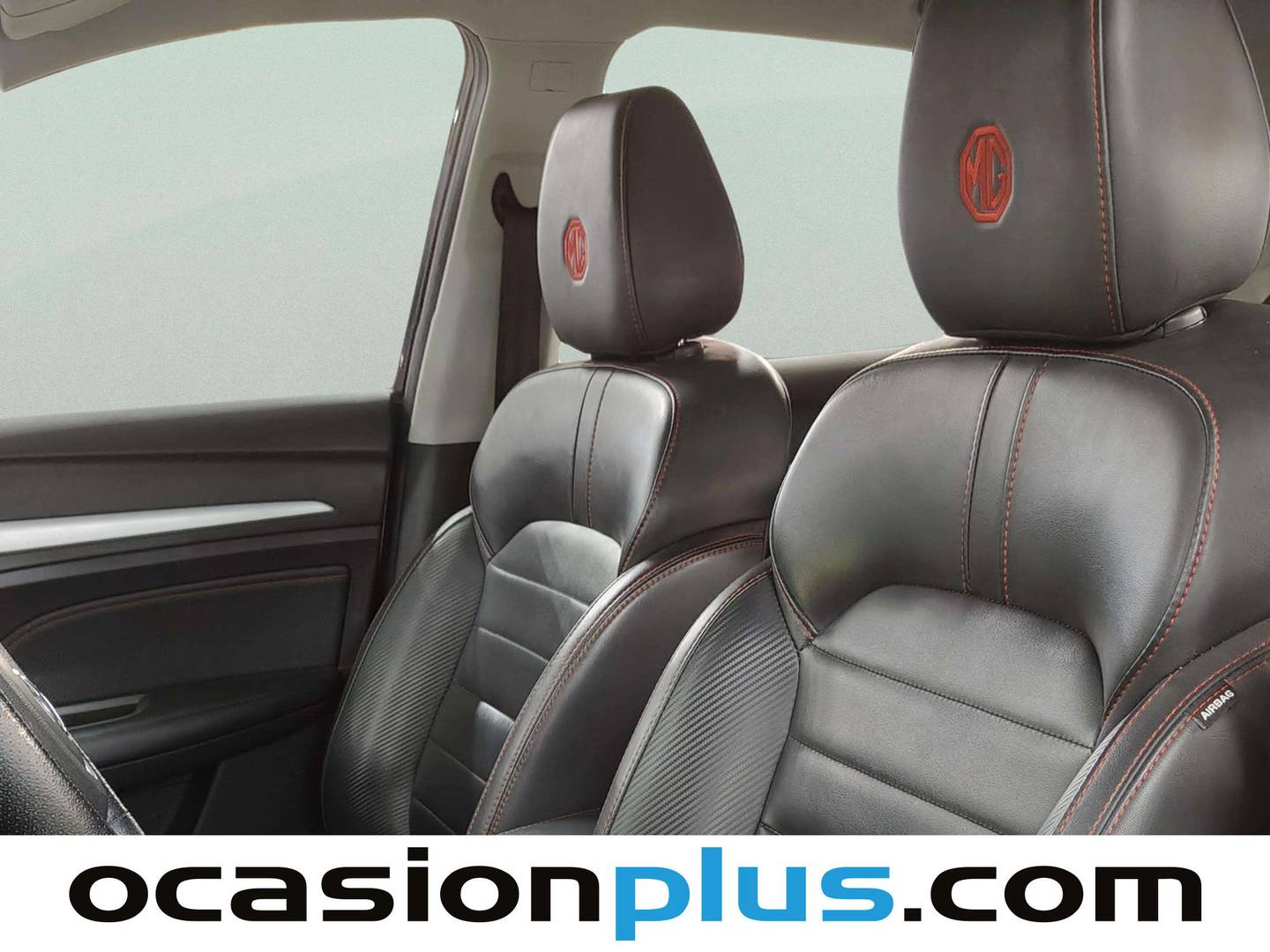 Extras y acabados del MG ZS MG ZS 1.0T Luxury Auto (111 CV)
