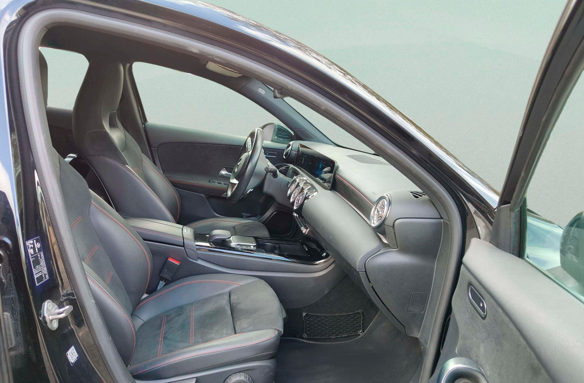 Mercedes-Benz Clase A 200 d pack AMG - foto 20
