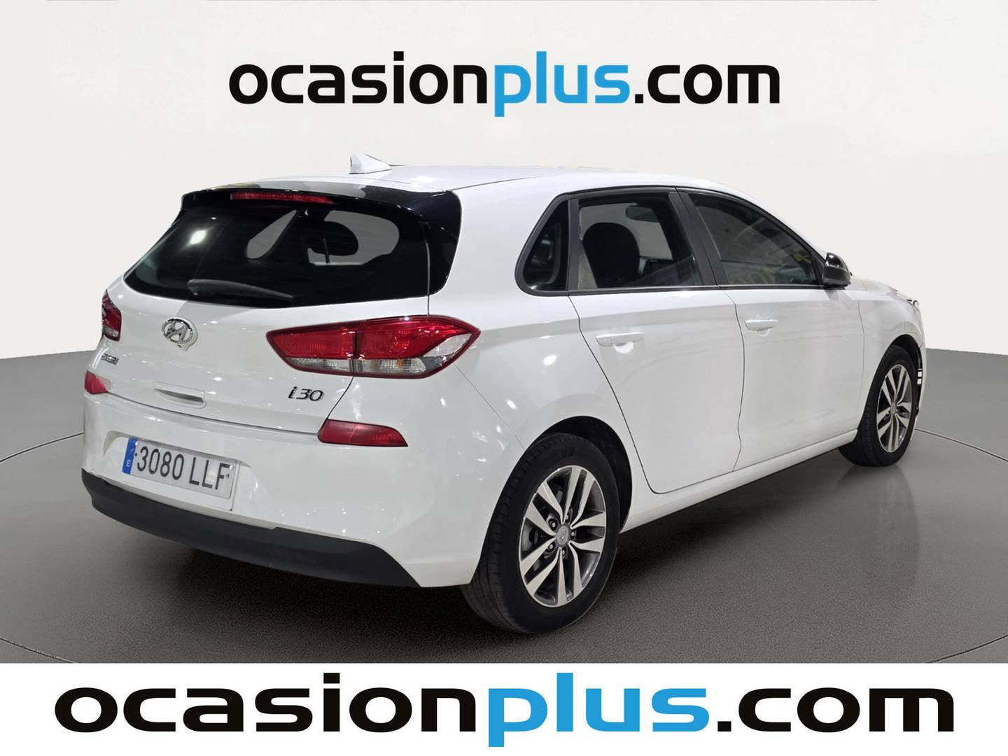 Foto trasera Hyundai i30 Hyundai i30 1.6 CRDI Klass (95 CV) derecha