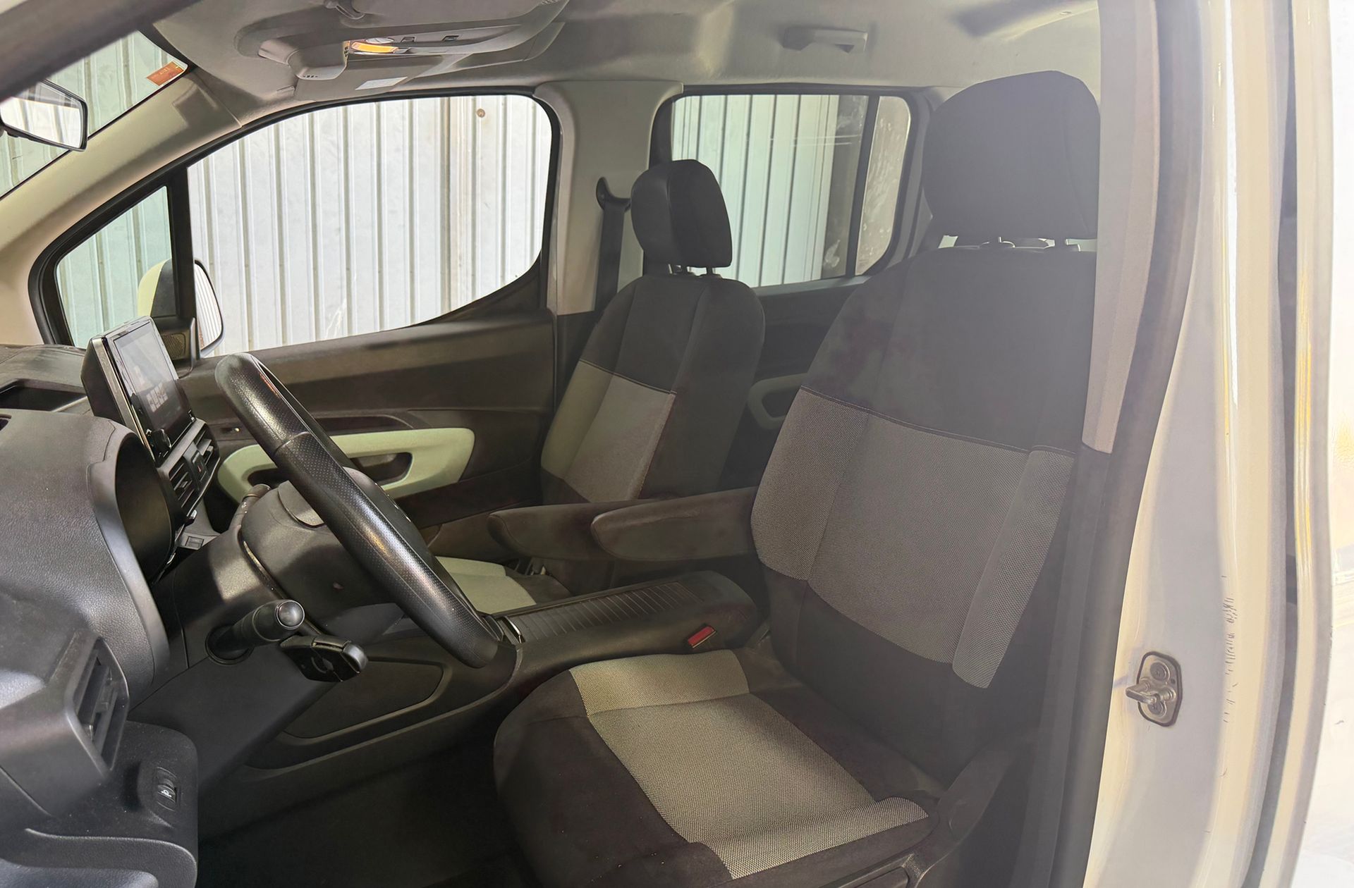 Citroën Berlingo BlueHDi 100 Talla M Shine - foto 12