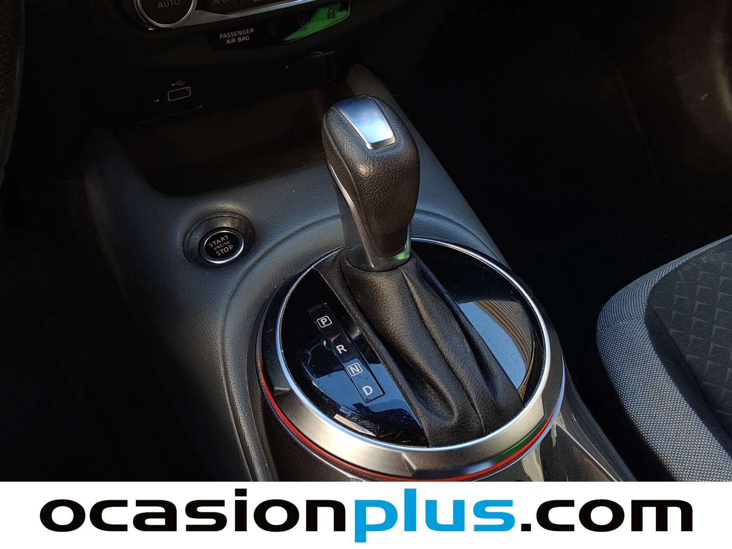 Foto Nissan JUKE Nissan Juke DIG-T N-Connecta 4x2 DCT (117 CV)