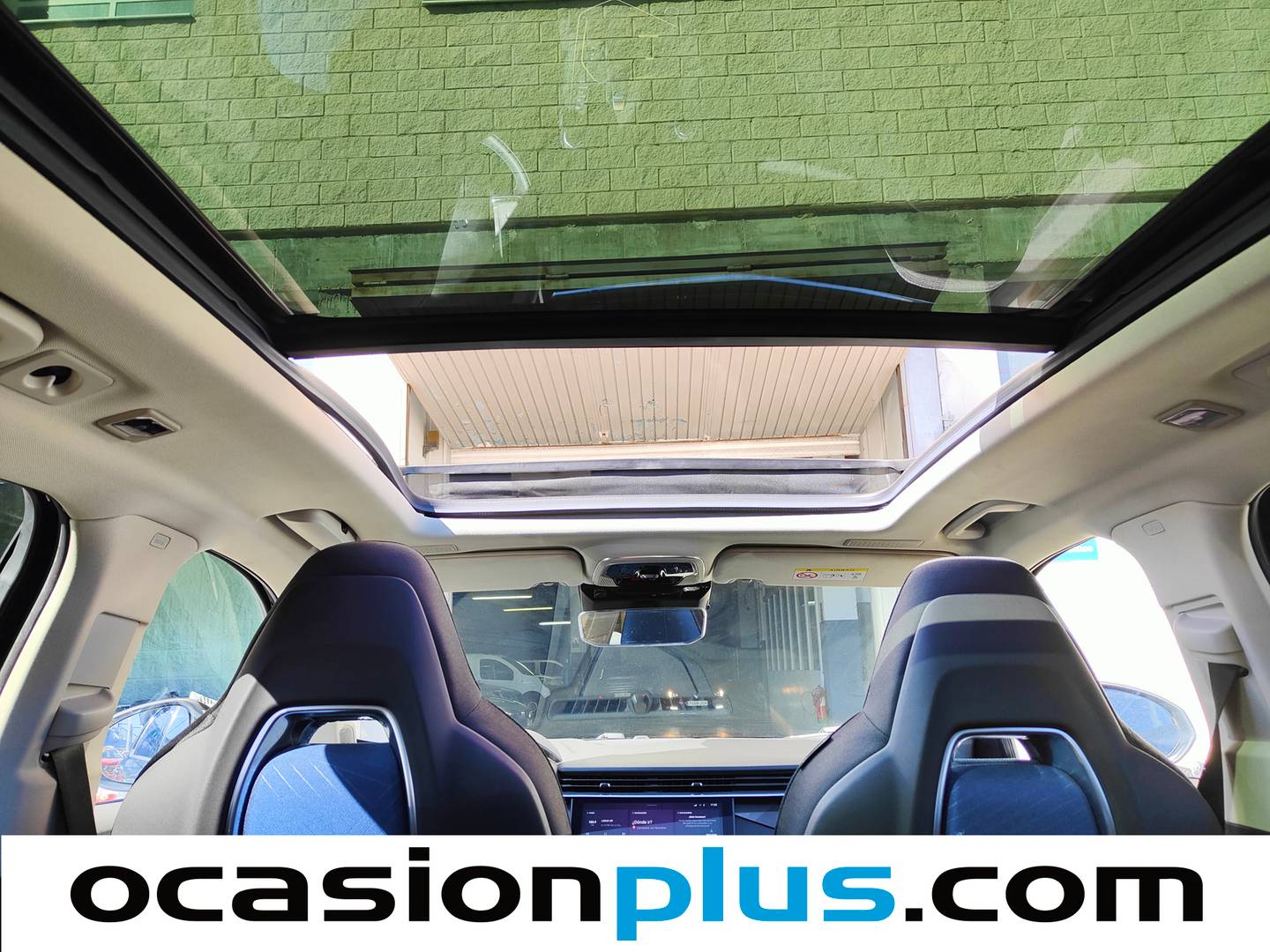 Extras y acabados del Lynk & Co 01 Lynk & Co 01 1.5 PHEV (261 CV)