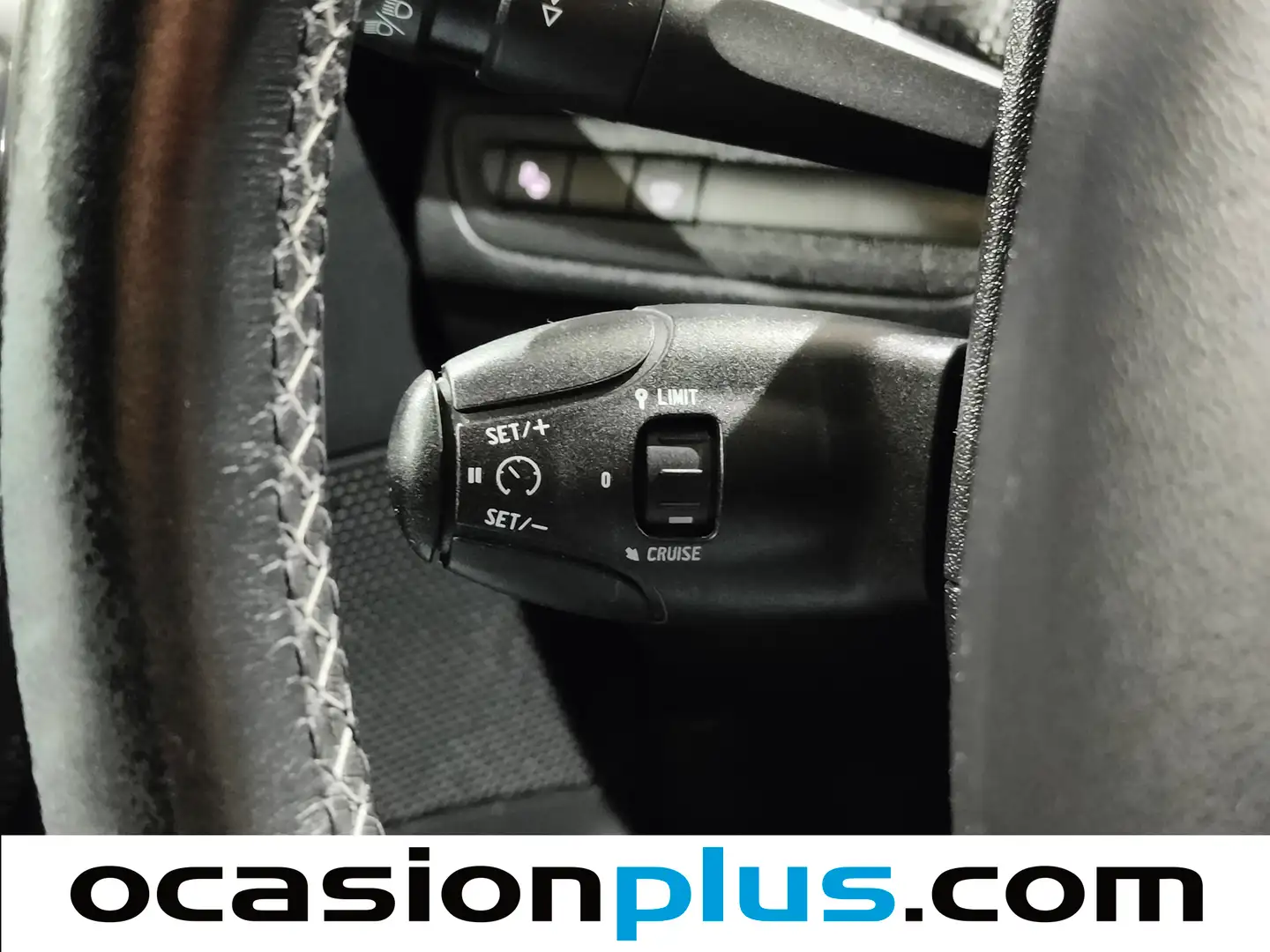 Foto Peugeot 208 Peugeot 208 PureTech 82 S&S Tech Edition (82 CV)