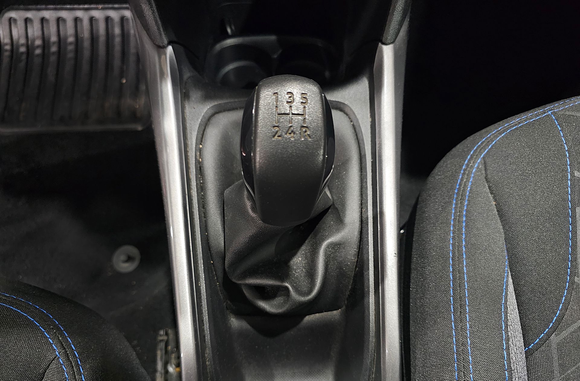 Peugeot 2008 PureTech 82 Style - foto 6