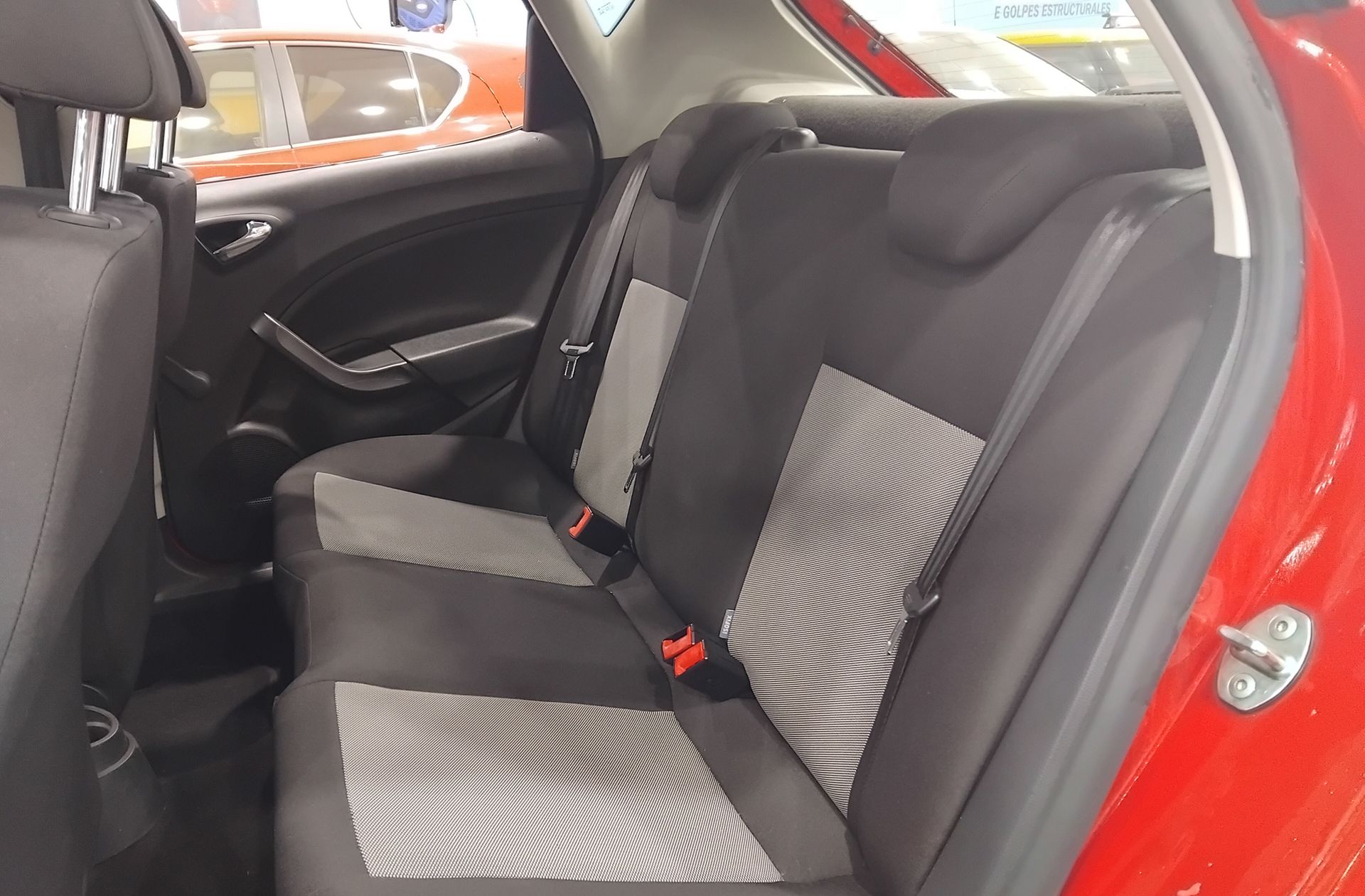 SEAT Ibiza 1.0 Reference Plus Limited - foto 9