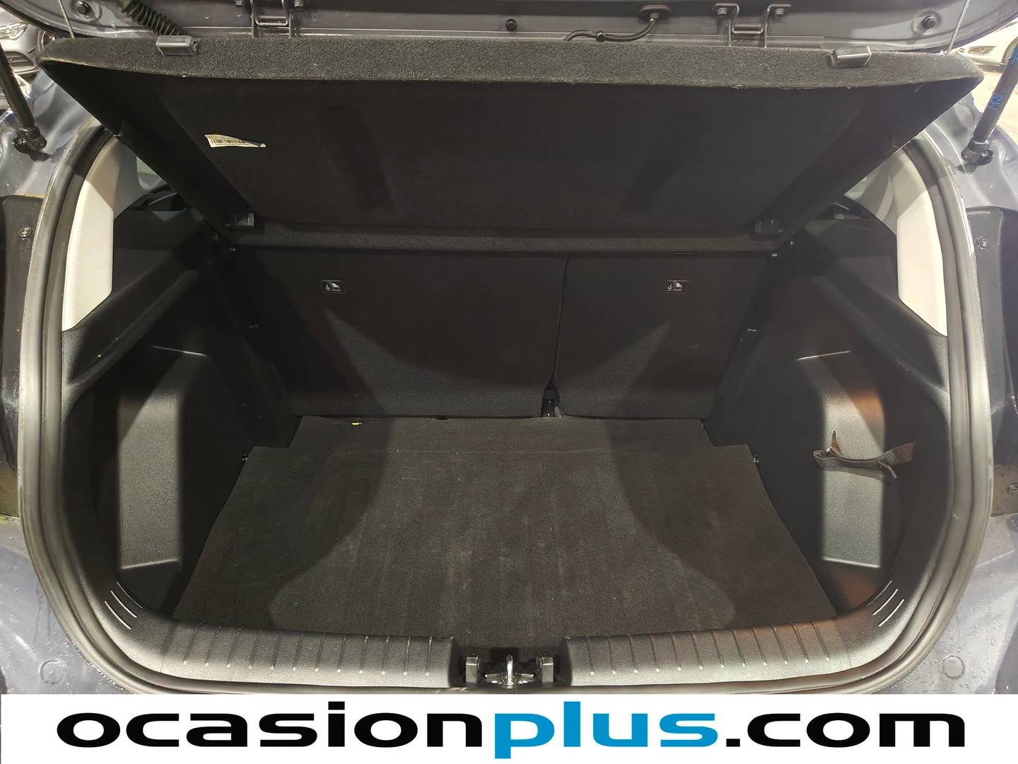 Foto asientos traseros Hyundai Bayon Hyundai Bayon 1.2 MPI Maxx (79 CV)