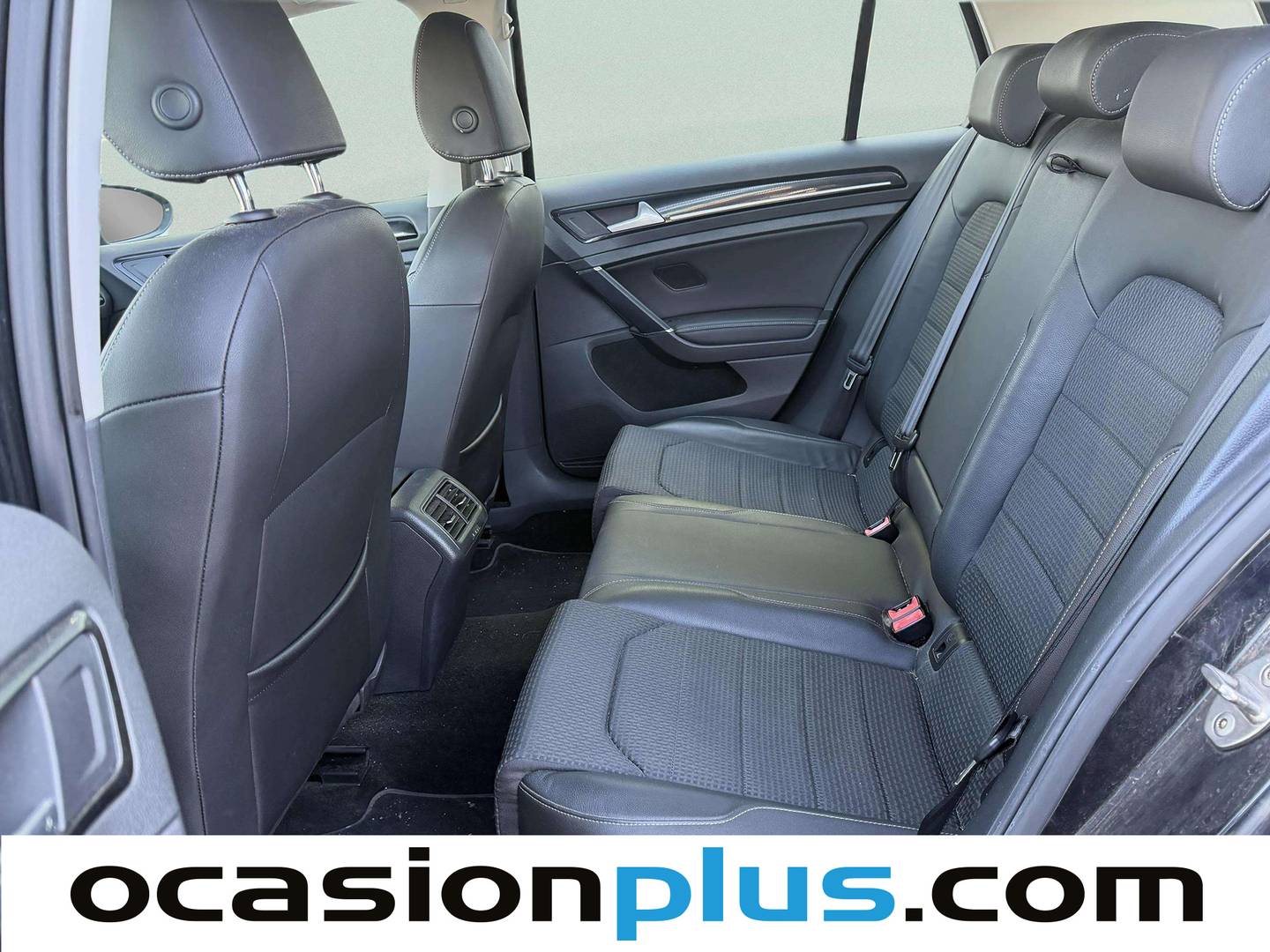 Foto asientos traseros Volkswagen Golf Volkswagen Golf Sport 2.0 TDI CR BMT (150 CV) DSG