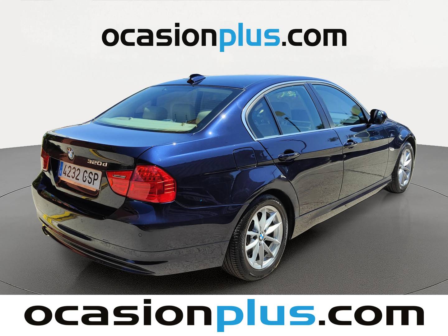 Foto trasera BMW Serie 3 BMW Serie 3 320d (177 CV) derecha