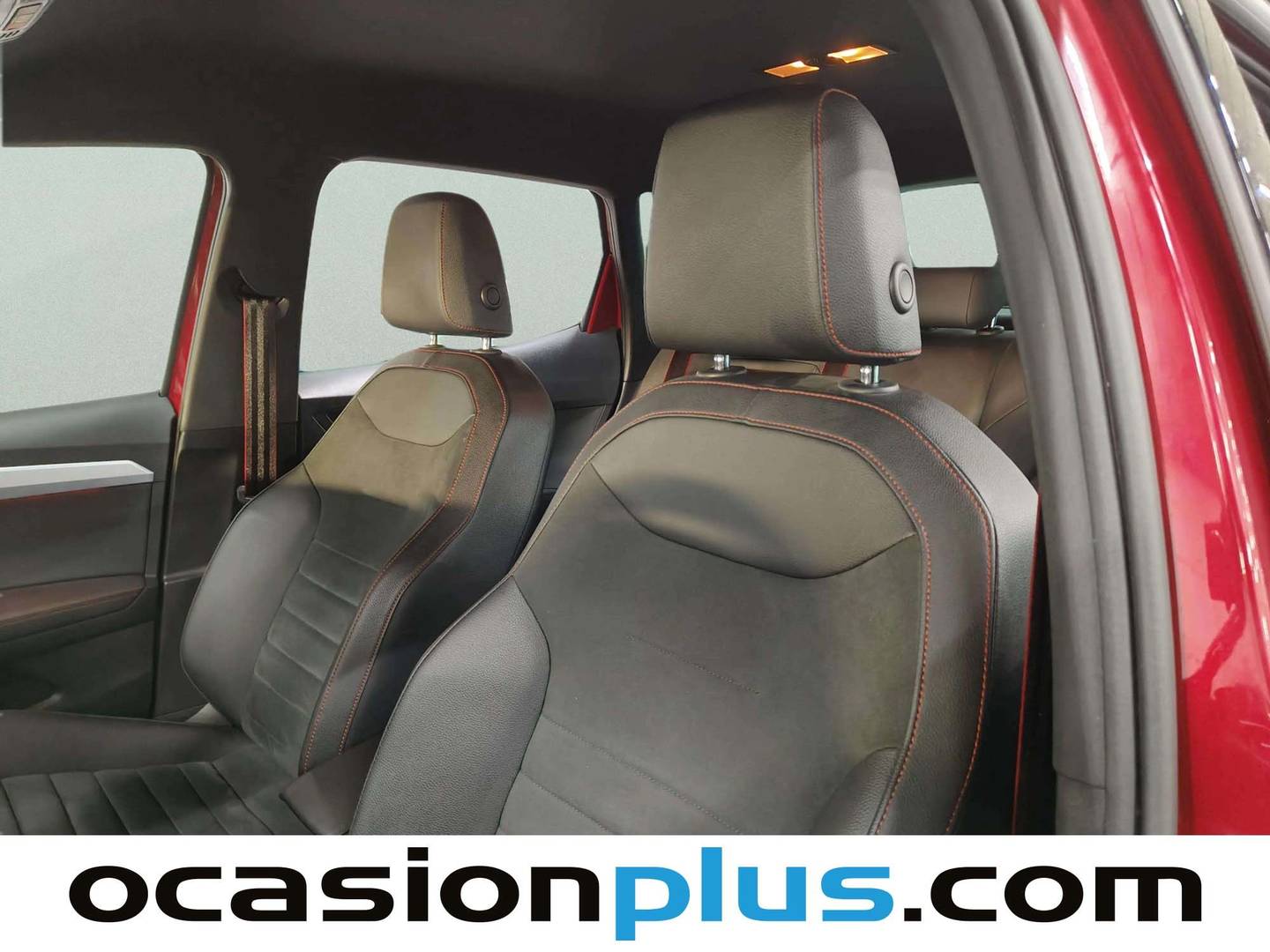 Extras y acabados del Seat Arona SEAT Arona 1.0 TSI S&S FR Plus (110 CV)