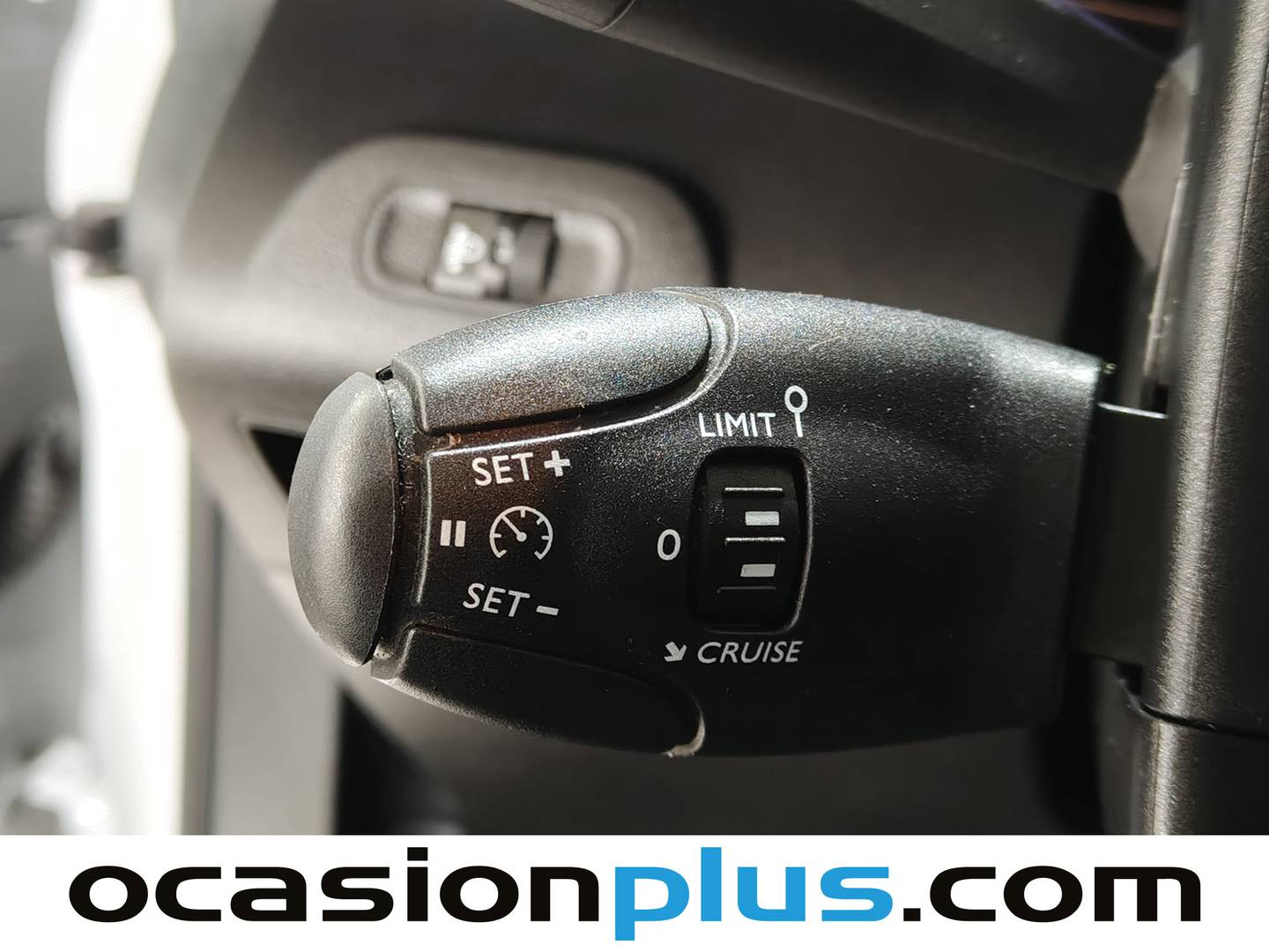 Equipamiento del Fiat Doblò Fiat Dobló Cargo BlueHDi 100 L1H1 1000kg (102 CV)