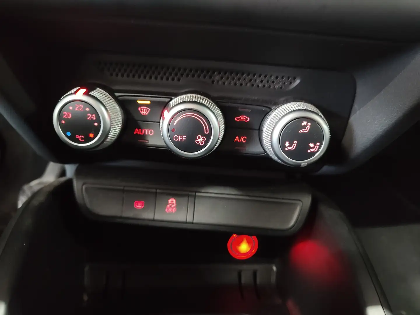 Foto Audi A1 Audi A1 Sportback Adrenalin 1.6 TDI (116 CV) Pack S-Line