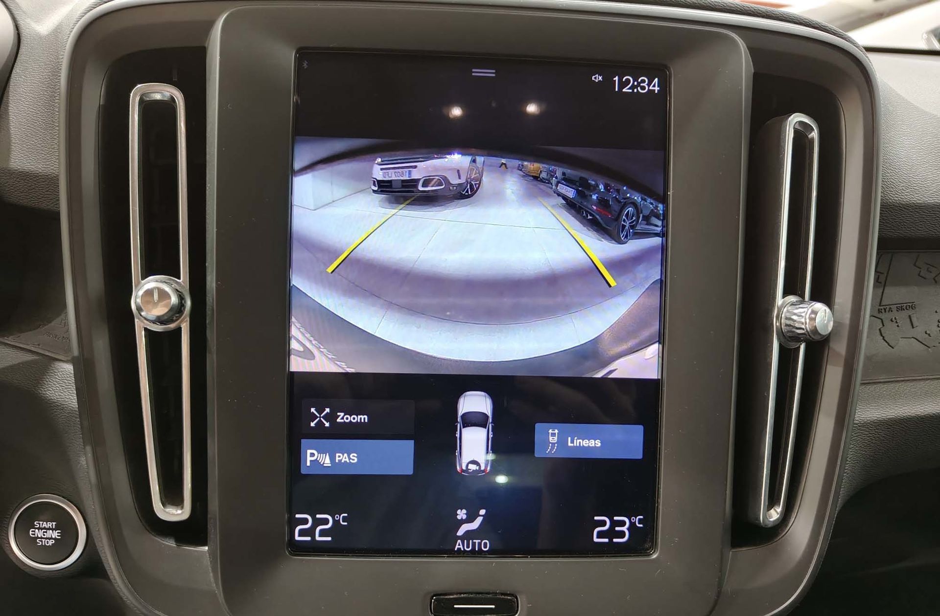 Volvo XC40 T3 - foto 9