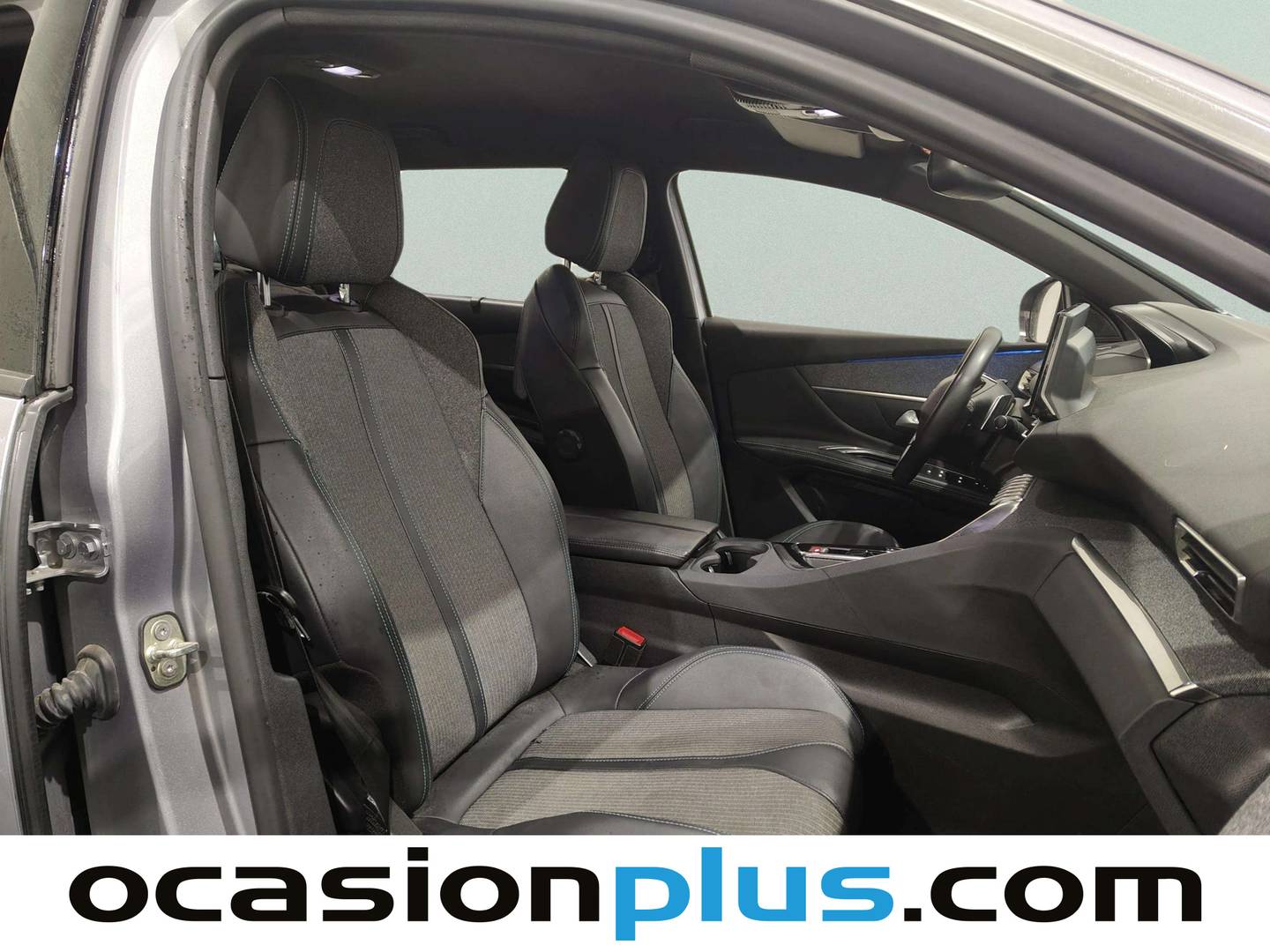 Foto Peugeot 5008 Peugeot 5008 PureTech 130 S&S Allure Pack EAT8 (130 CV) 7 Plazas