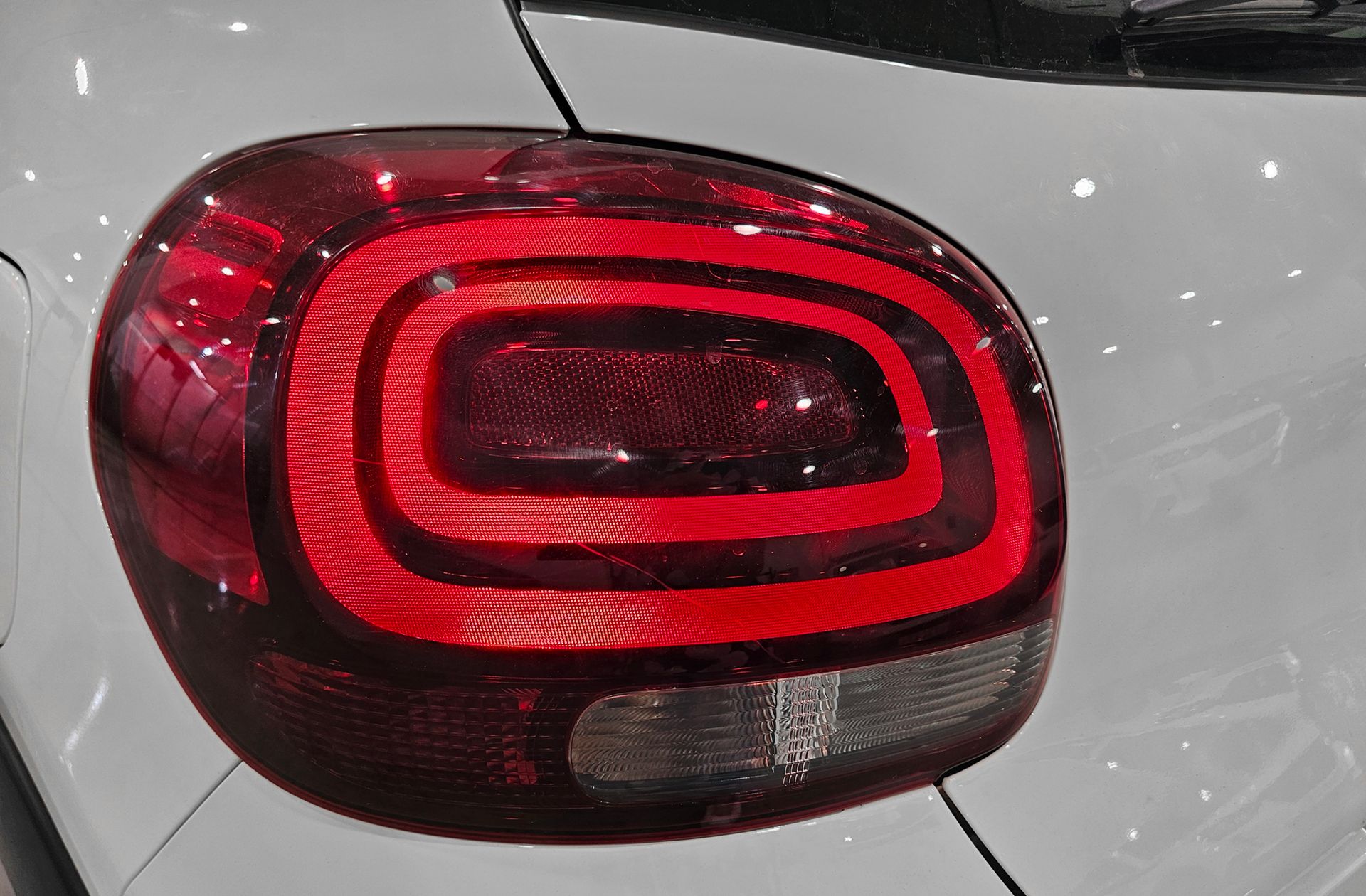 Citroën C3 Plus BlueHDi - foto 15