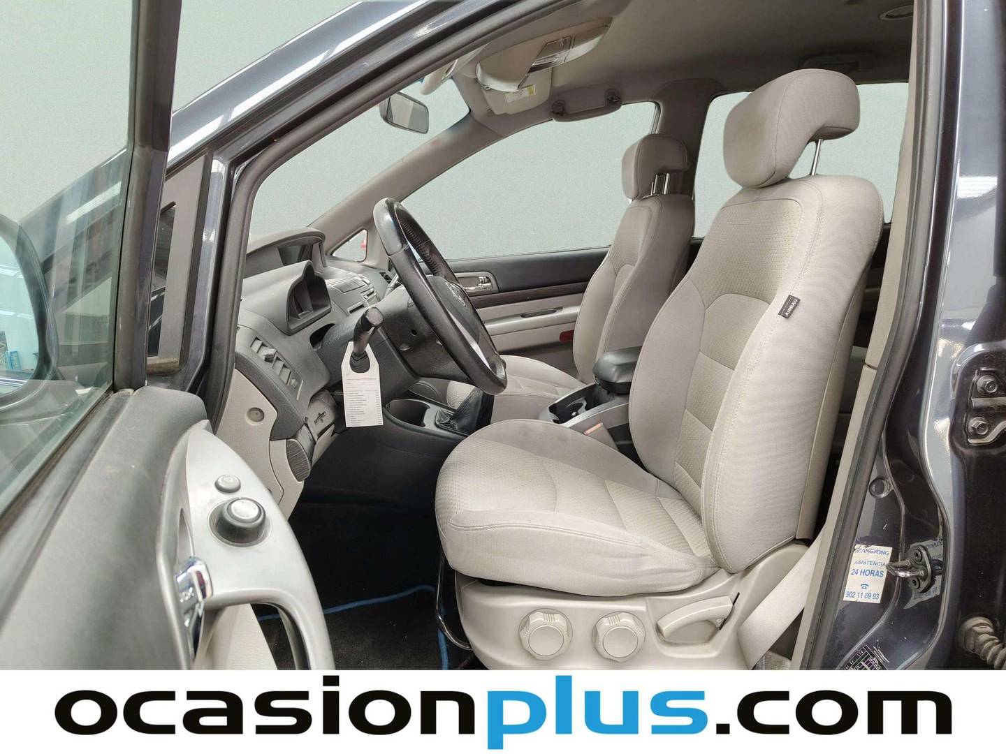 Foto asientos traseros SsangYong Rodius SsangYong Rodius D22T Premium (178 CV) 7 plazas
