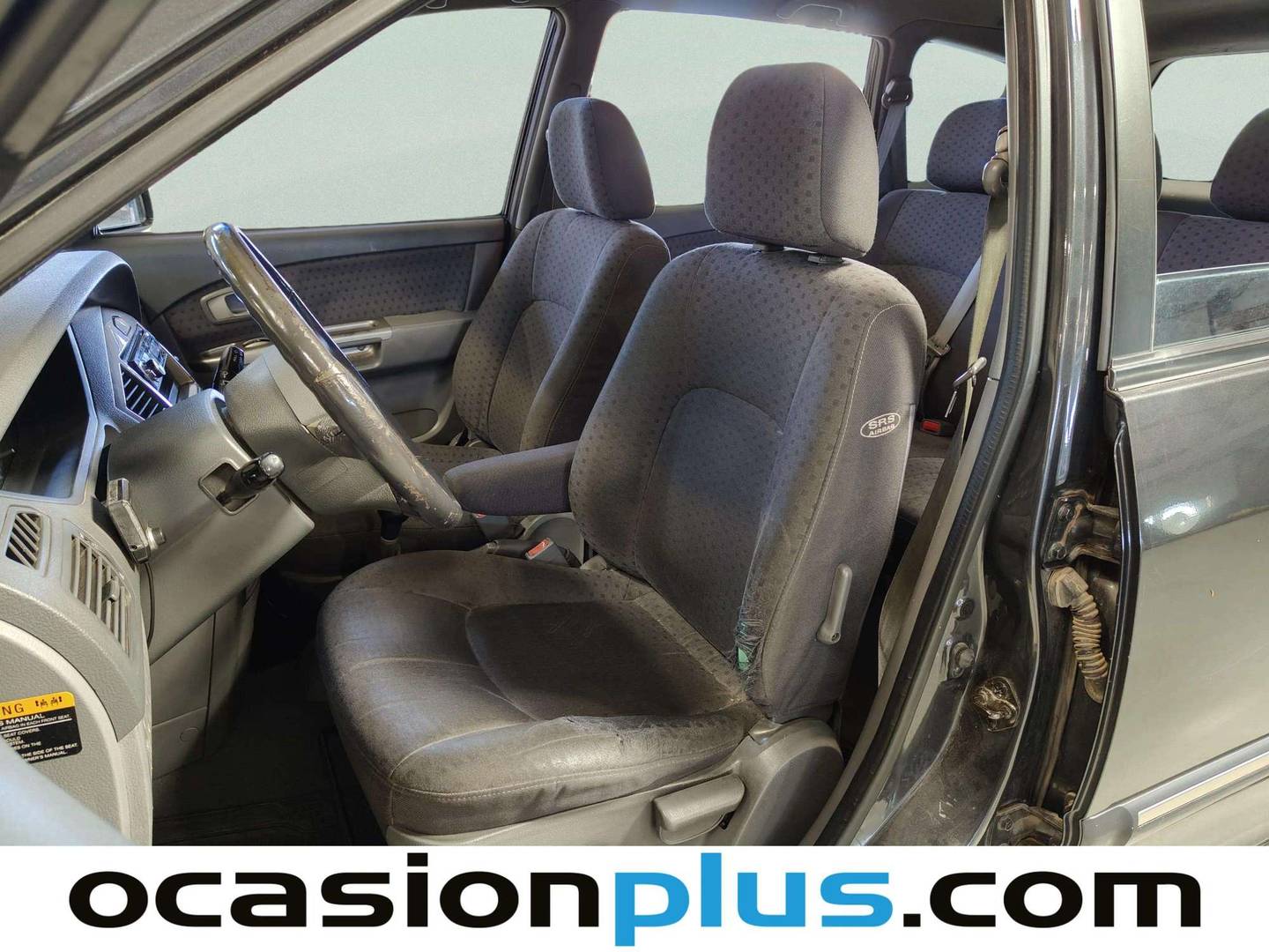 Foto asientos delanteros KIA Carens KIA Carens 2.0 CRDi EX (112 CV)