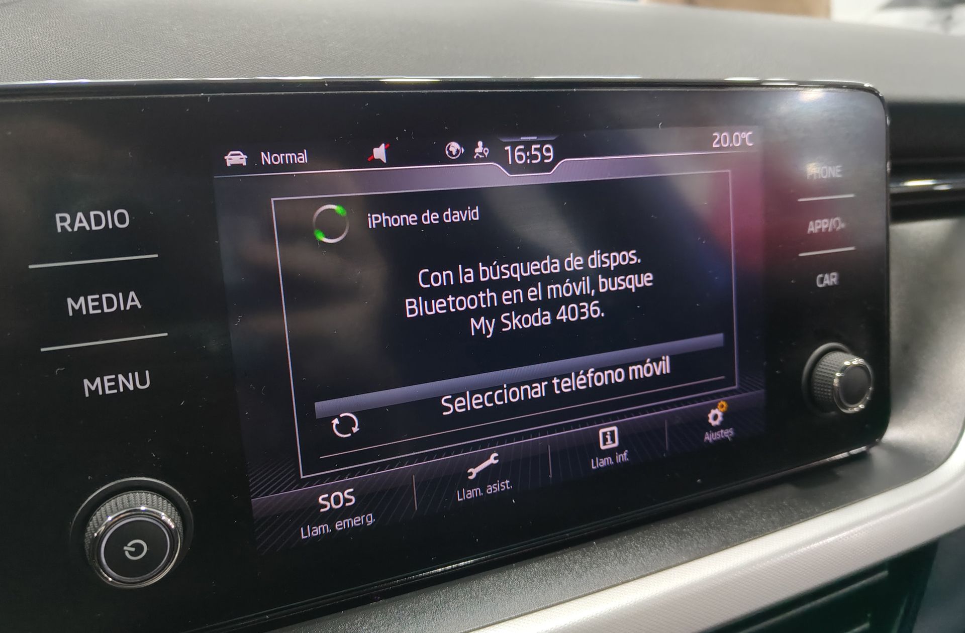 Škoda Kamiq 1.0 TSI Sport - foto 33