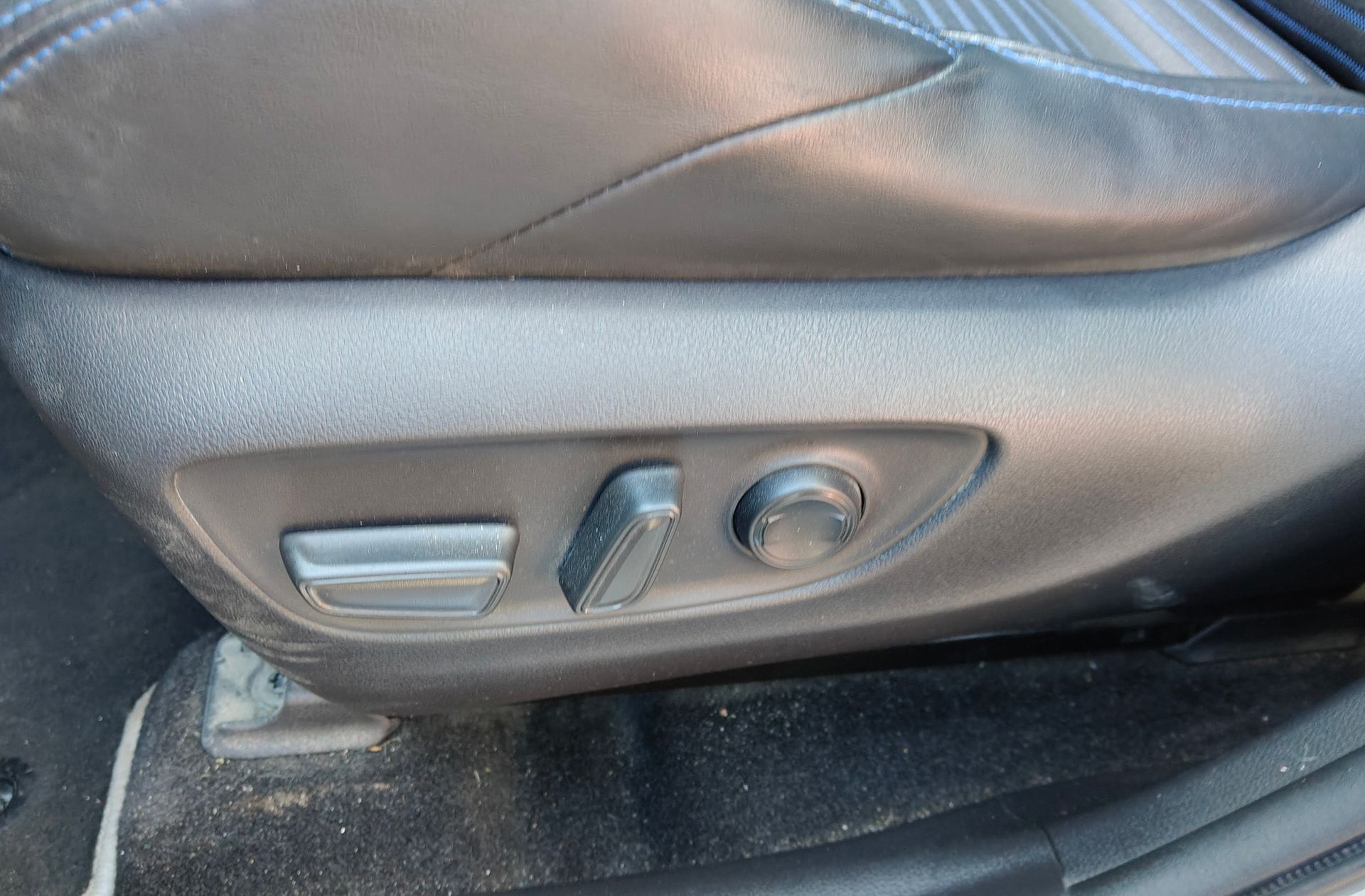 Toyota RAV4 2.5l hybrid Feel! - foto 14