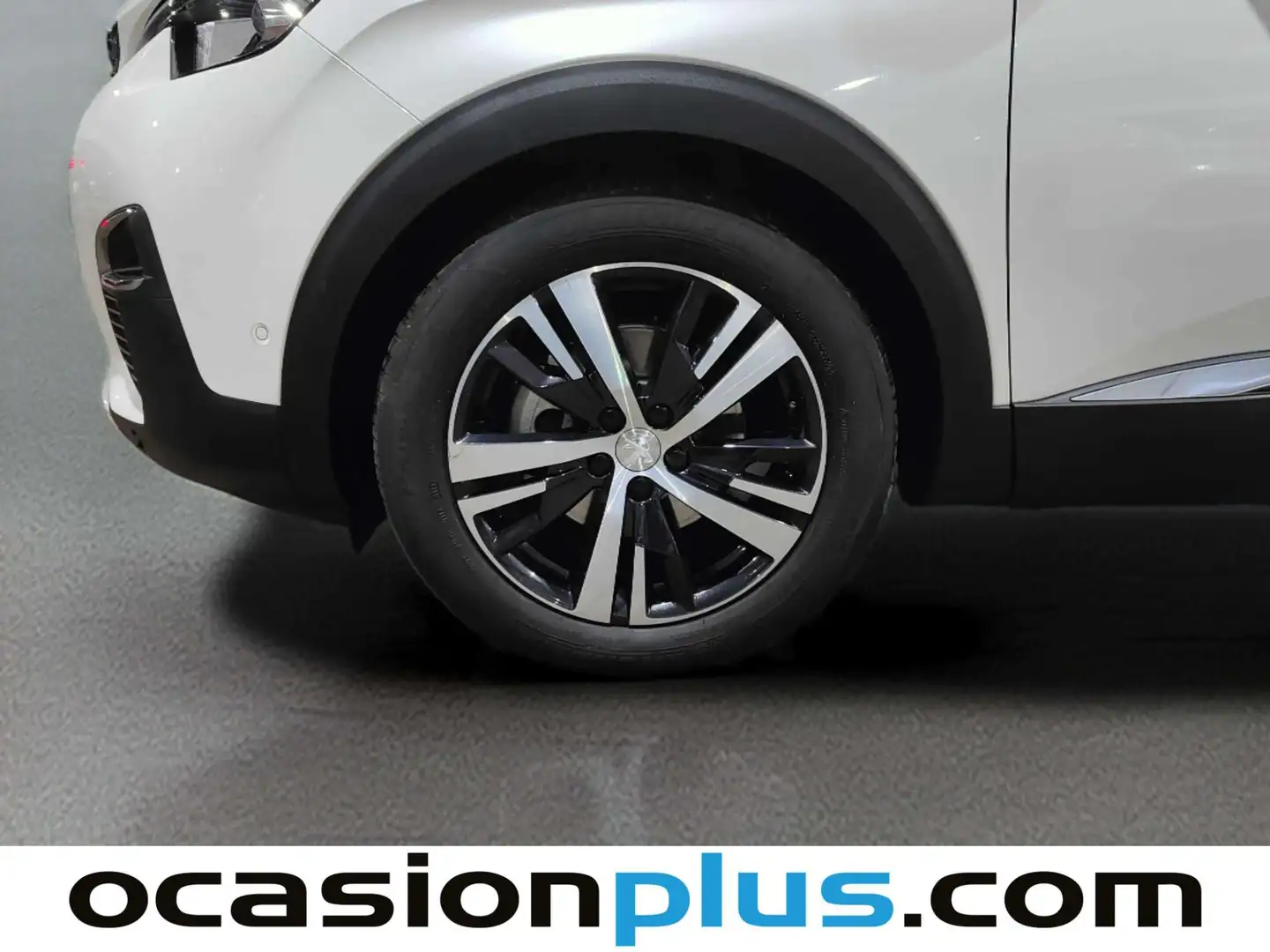 Foto Peugeot 3008 Peugeot 3008 PureTech 130 S&S GT Line EAT8 (130 CV)