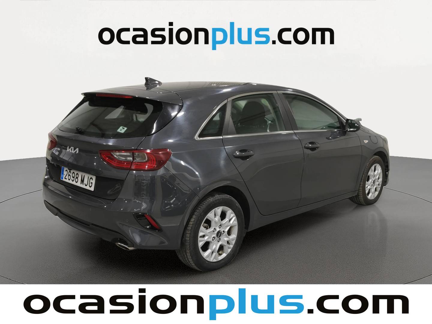 Foto trasera KIA Ceed KIA Ceed 1.6 MHEV iMT Drive (136 CV) izquierda