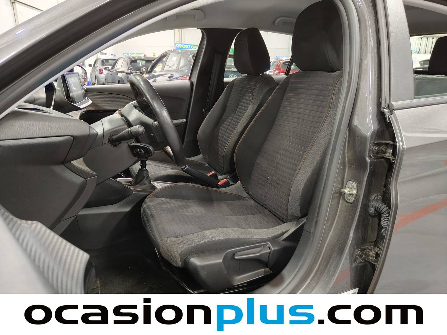 Foto asientos delanteros Peugeot 208 Peugeot 208 PureTech 100 Active Pack (100 CV)