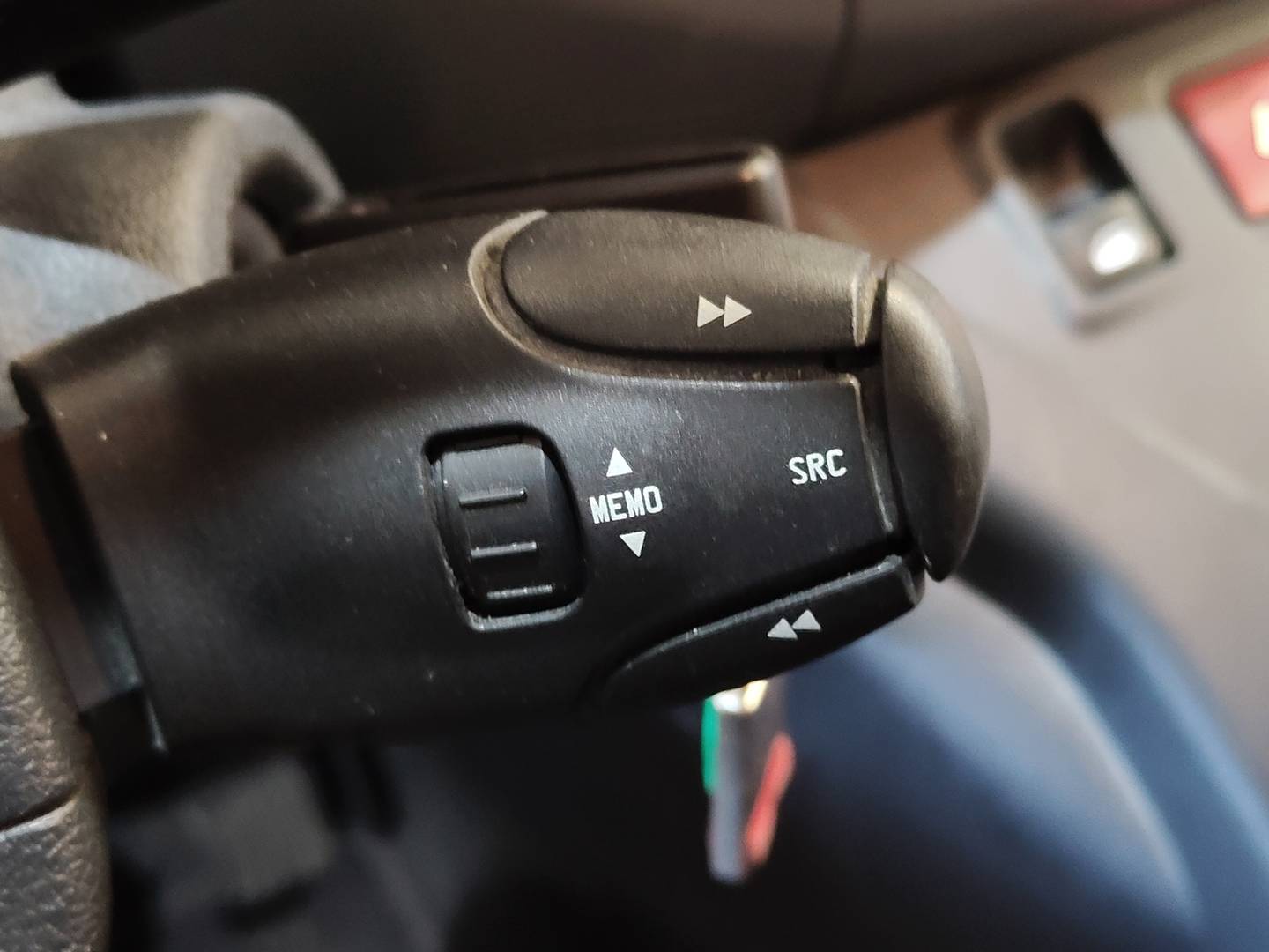 Foto Citroën Berlingo Citroen Berlingo Multispace 20 Aniversario BlueHDi (100 CV)