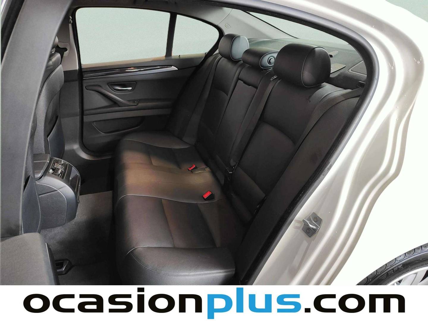 Foto asientos traseros BMW Serie 5 BMW Serie 5 520d (190 CV)