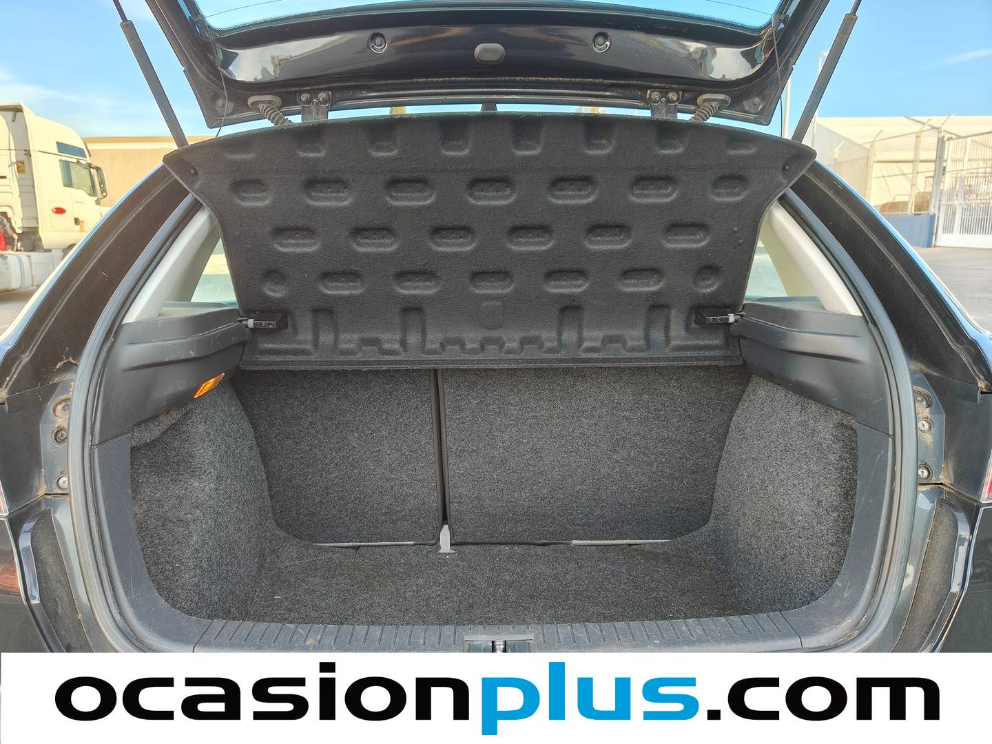 Fotos maletero Seat Ibiza SEAT Ibiza 1.4 16v Reference (75 CV)