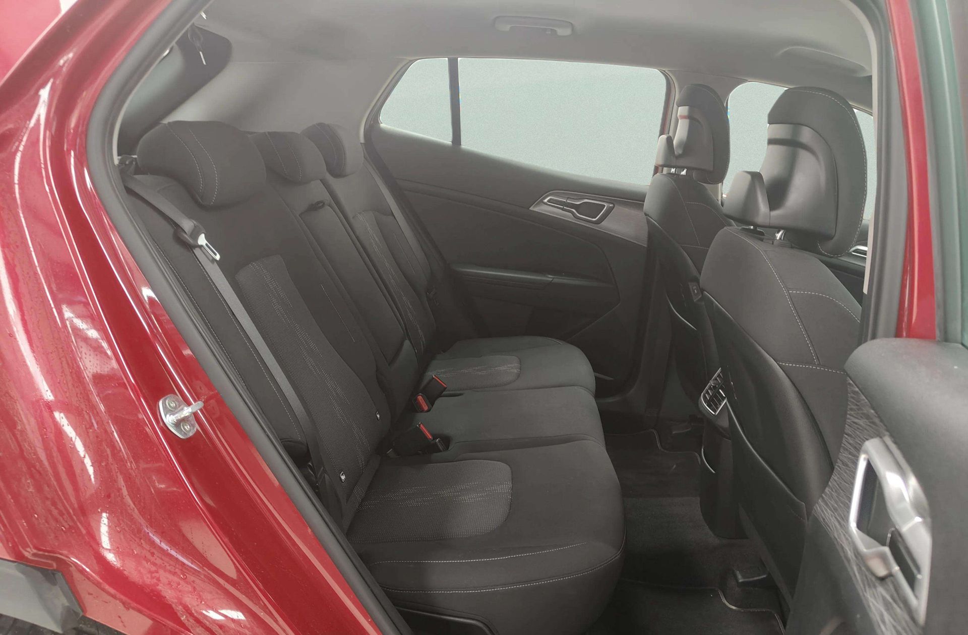 Kia Sportage 1.6 T-GDi MHEV Drive 4x2 - foto 18