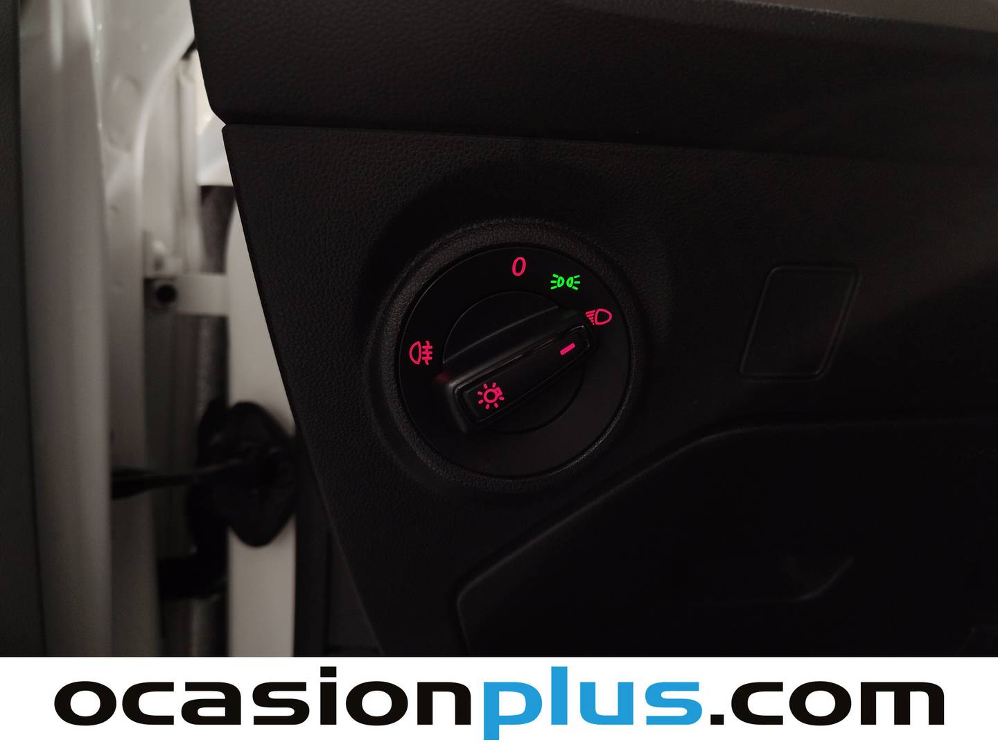 Seat León SEAT León ST 1.6 TDI S&S Reference  (115 CV) de segunda mano