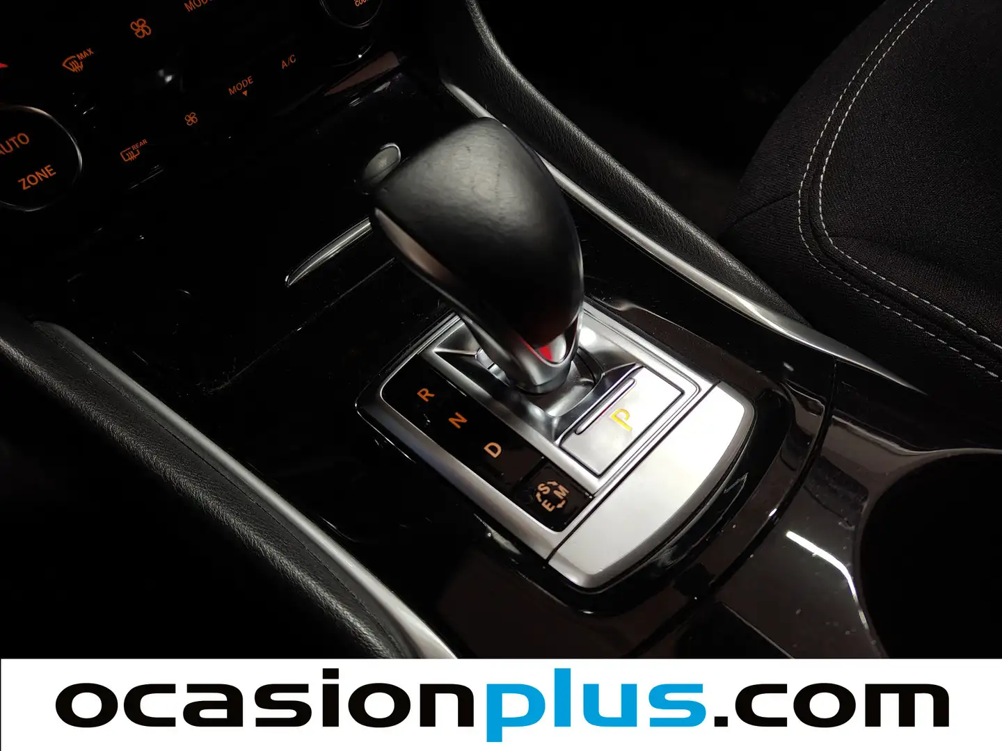 Foto Infiniti Q30 Infiniti Q30 1.6 TC Premium 7DCT (156 CV)