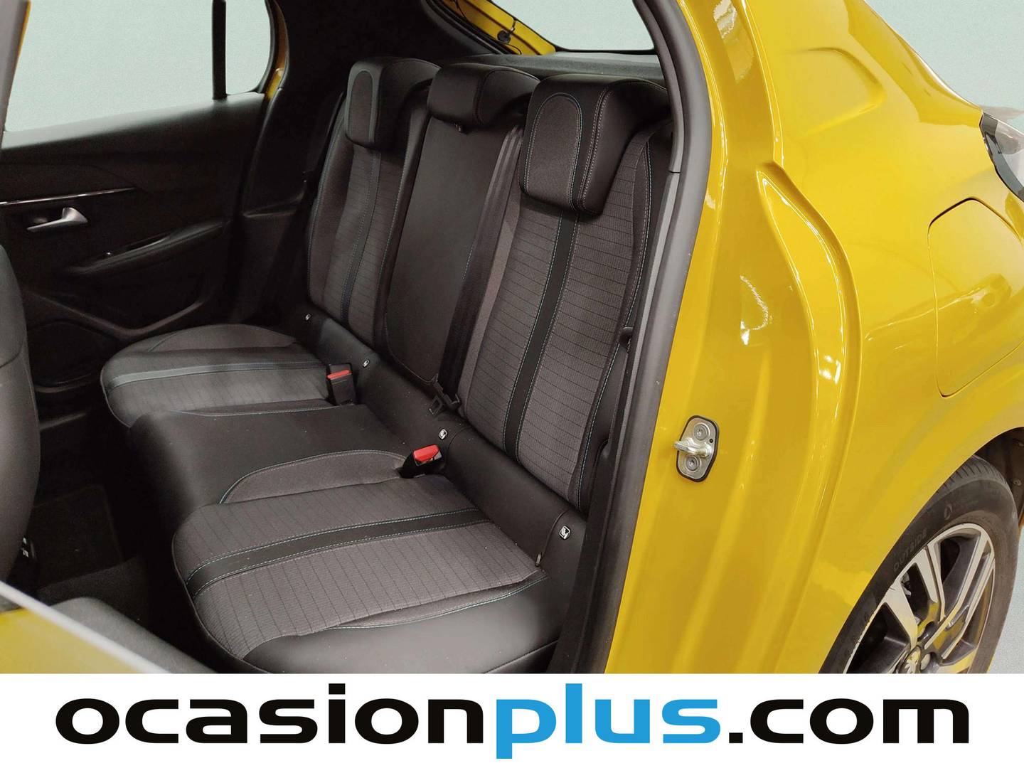 Foto asientos traseros Peugeot 208 Peugeot 208 PureTech 100 Allure (100 CV)