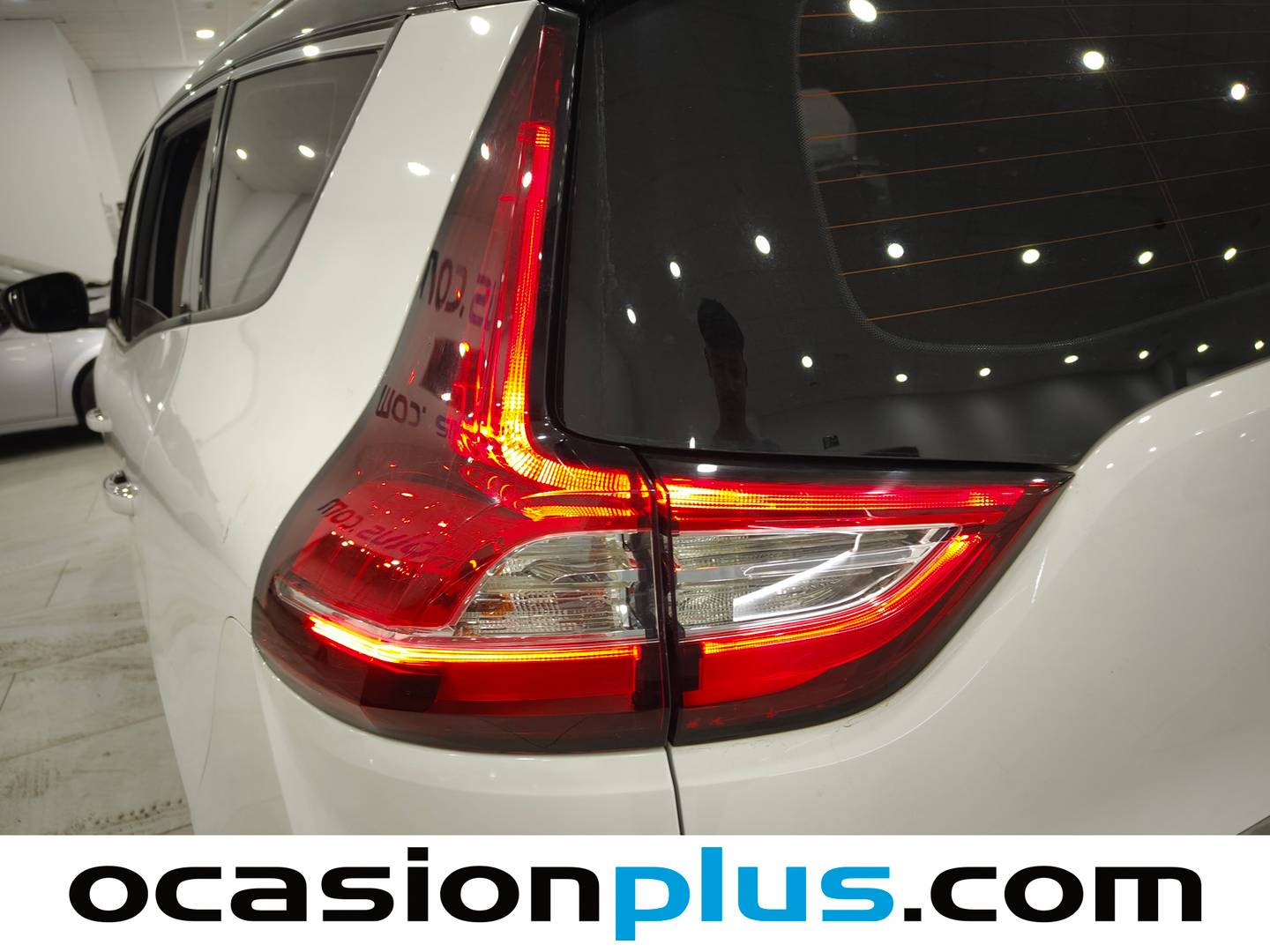 Paquetes del Renault Grand Scénic Renault Grand Scenic Zen Energy TCe (140 CV) 7 Plazas