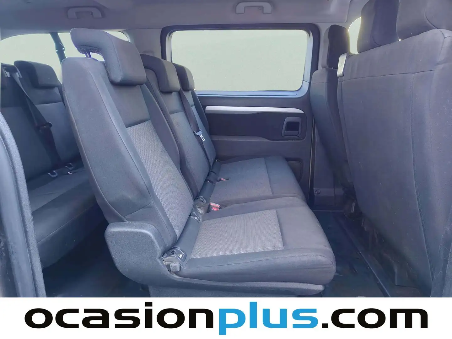 Foto Peugeot Traveller Peugeot Traveller 2.0 BlueHDi Long Business EAT8 (180 CV) 9 Plazas