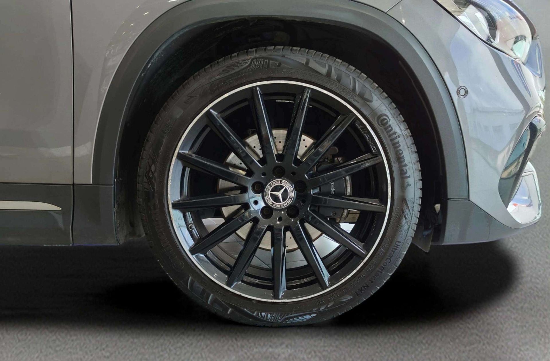 Mercedes-Benz GLA 200 Pack AMG - foto 48