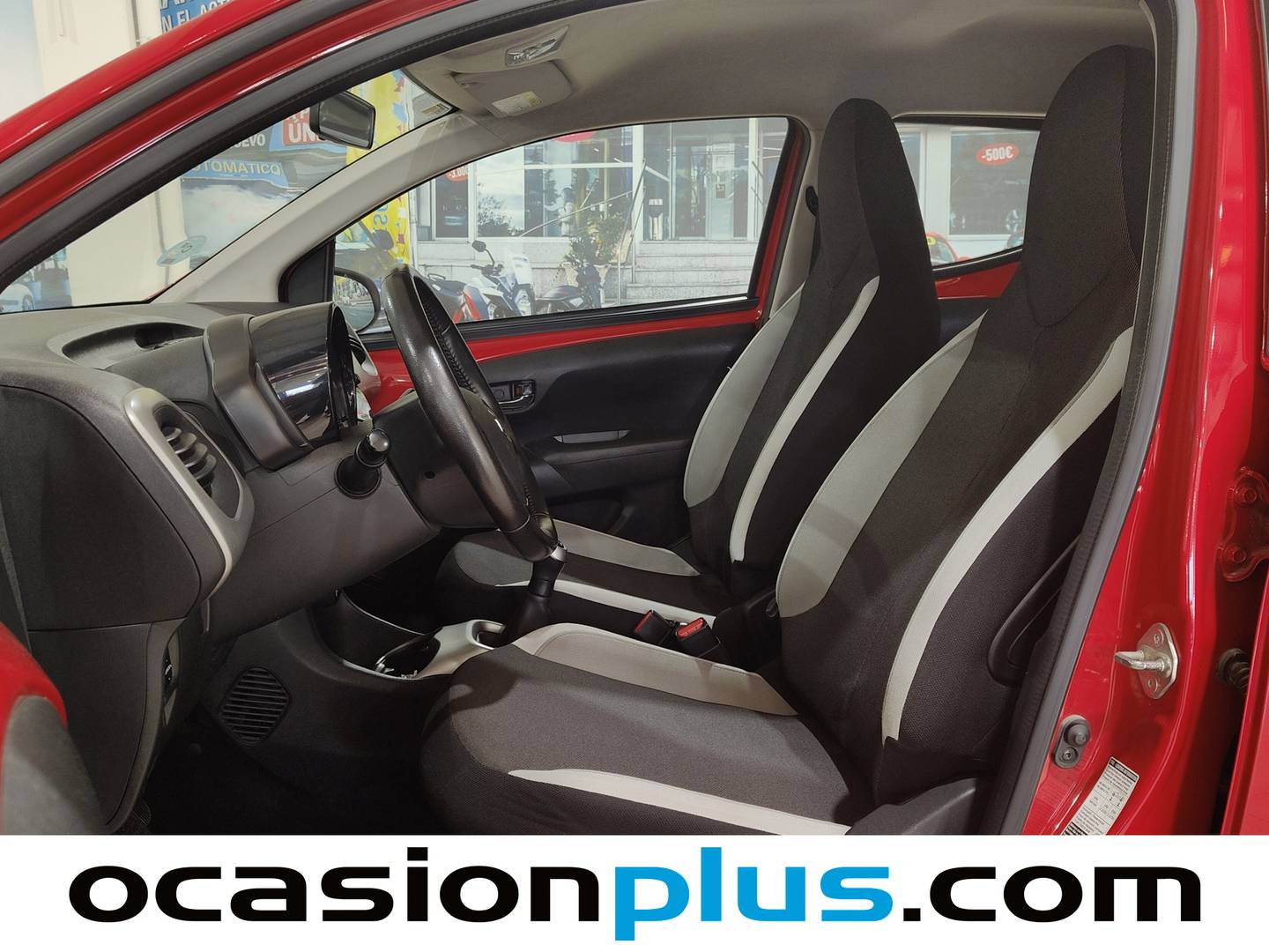 Foto asientos delanteros Toyota Aygo Toyota Aygo 70 x-play business (69 CV)
