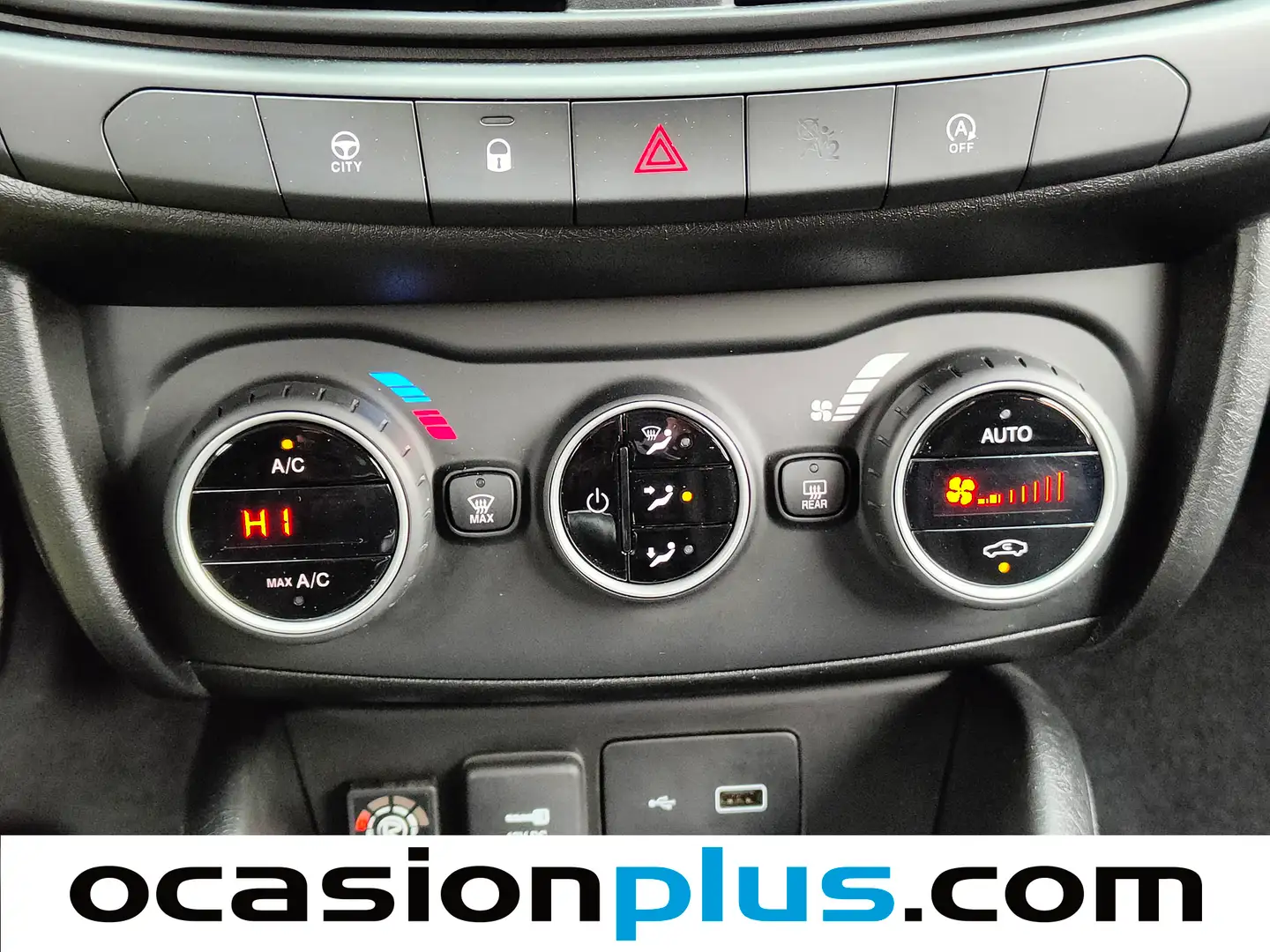 Foto Fiat Tipo Fiat Tipo 1.4 T-Jet Mirror (120 CV)