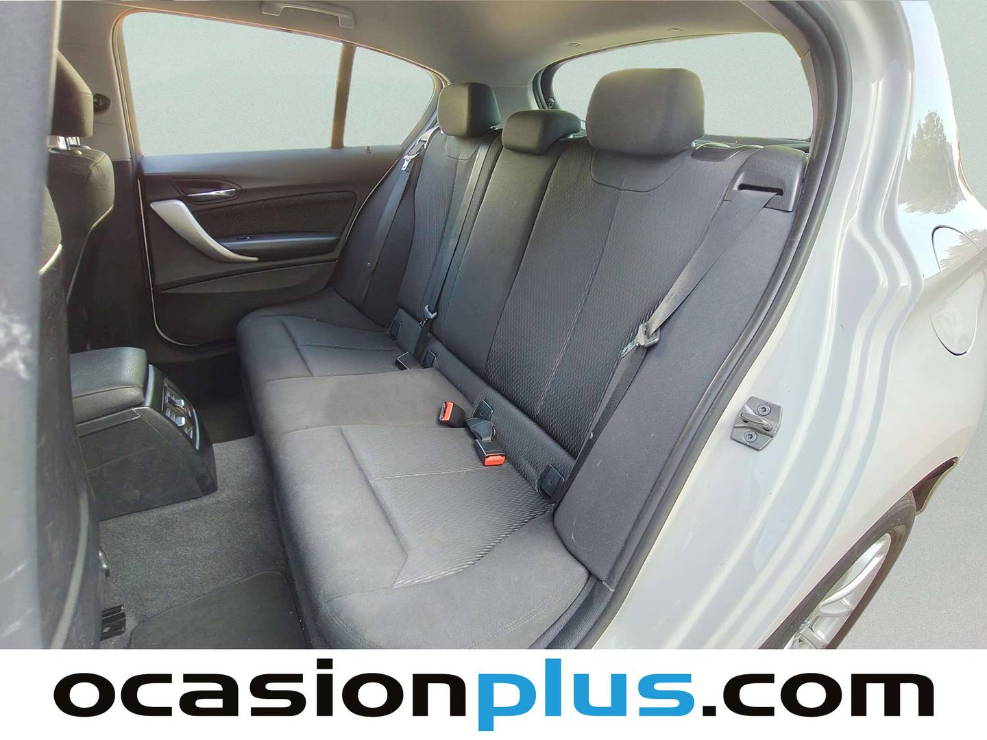 Foto asientos traseros BMW Serie 1 BMW Serie 1 118d (143 CV)