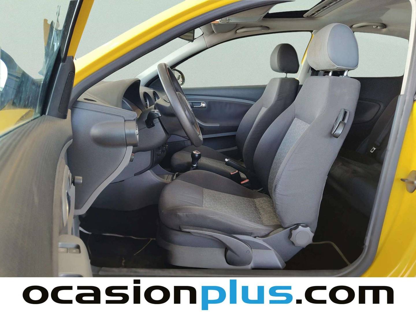 Foto asientos delanteros Seat Ibiza Seat Ibiza 1.2 12v Reference (70 CV)