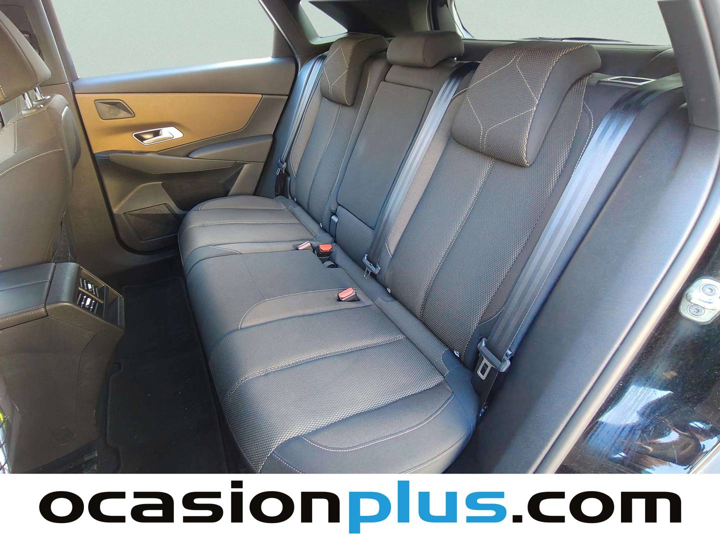 Foto asientos traseros DS DS 7 Crossback DS DS7 Crossback BlueHDi 130 DE Bastille + AT (130 CV)