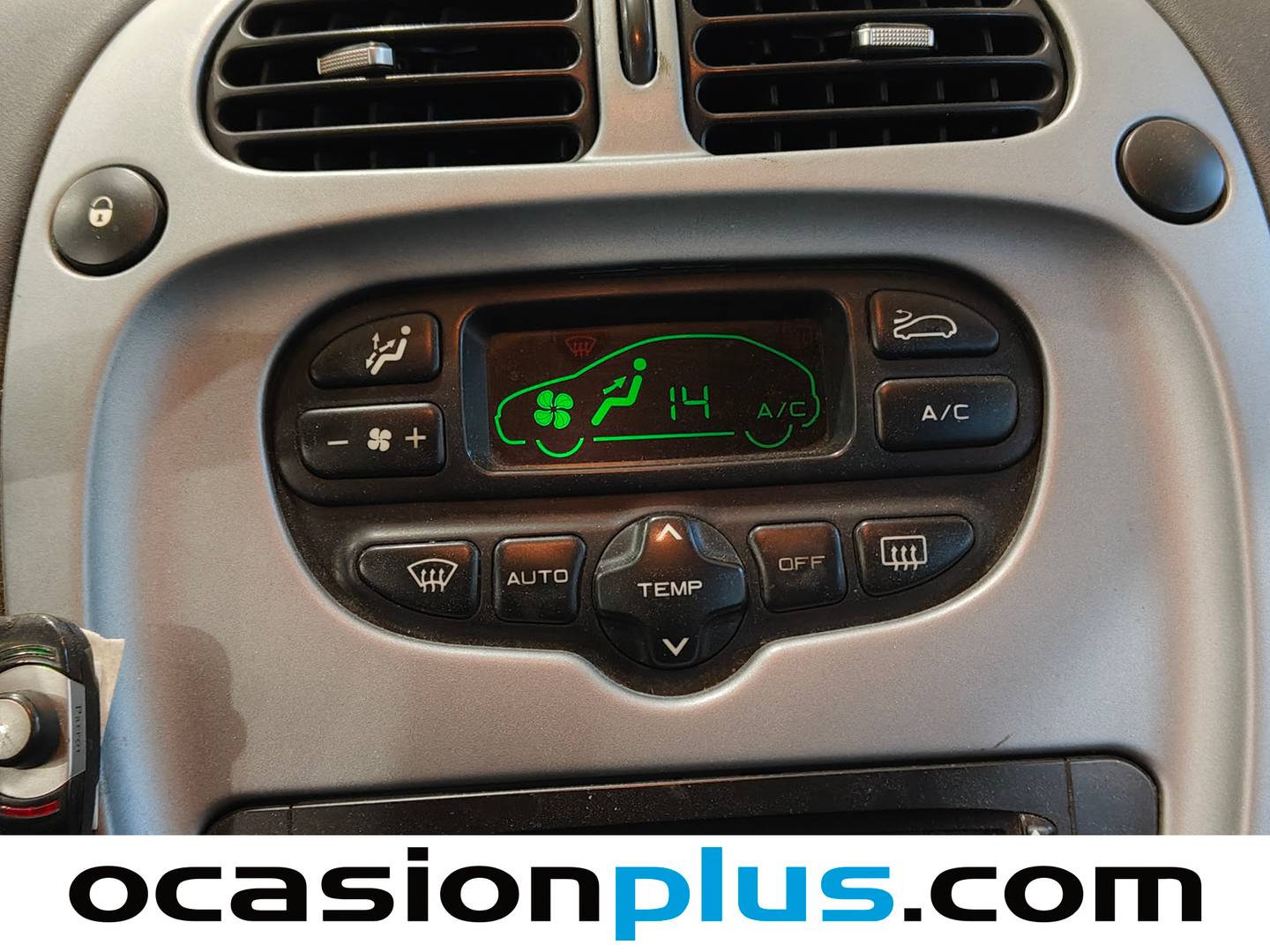 Equipamiento del Citroën Xsara Picasso Citroën Xsara Picasso 1.6 HDi SX Top (92 CV)