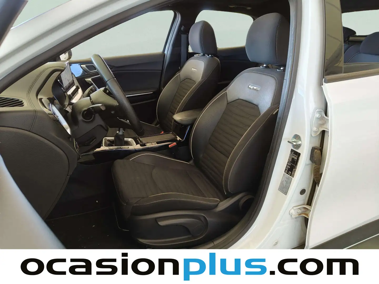 Foto KIA XCeed Kia XCeed 1.5 MHEV iMT GT-line (160 CV)