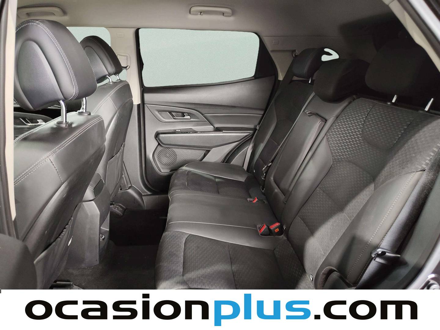Foto asientos traseros SsangYong Korando SsangYong Korando G15T Urban Plus (149 CV)