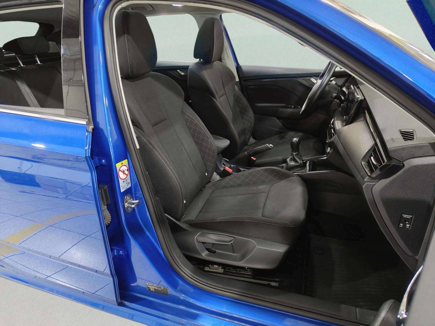 Foto Skoda Kamiq Skoda Kamiq 1.5 TSI 125 Aniversario (150 CV)