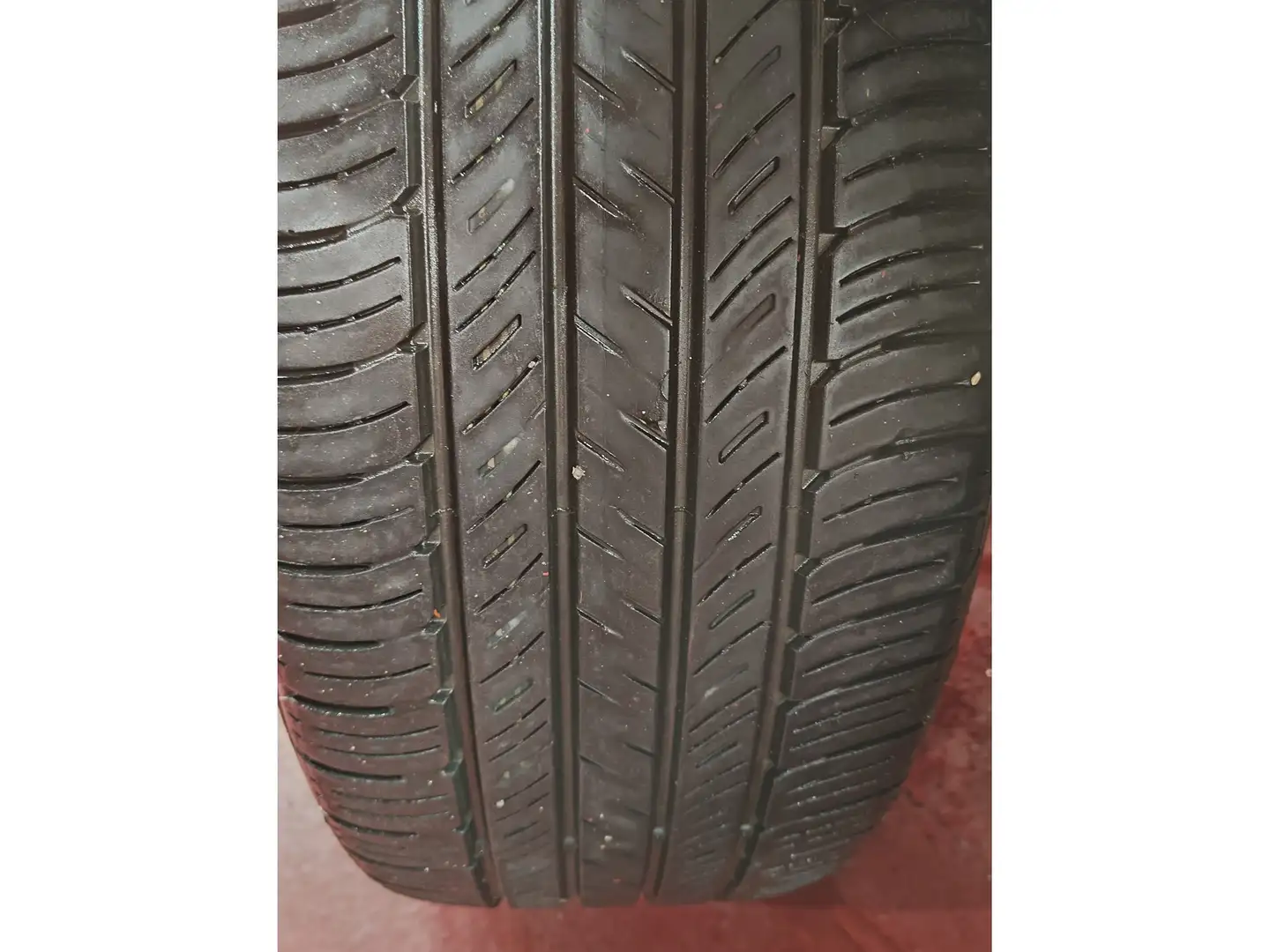 Foto Peugeot 5008 Peugeot 5008 PureTech 130 S&S Allure EAT8 (130 CV) 7 Plazas